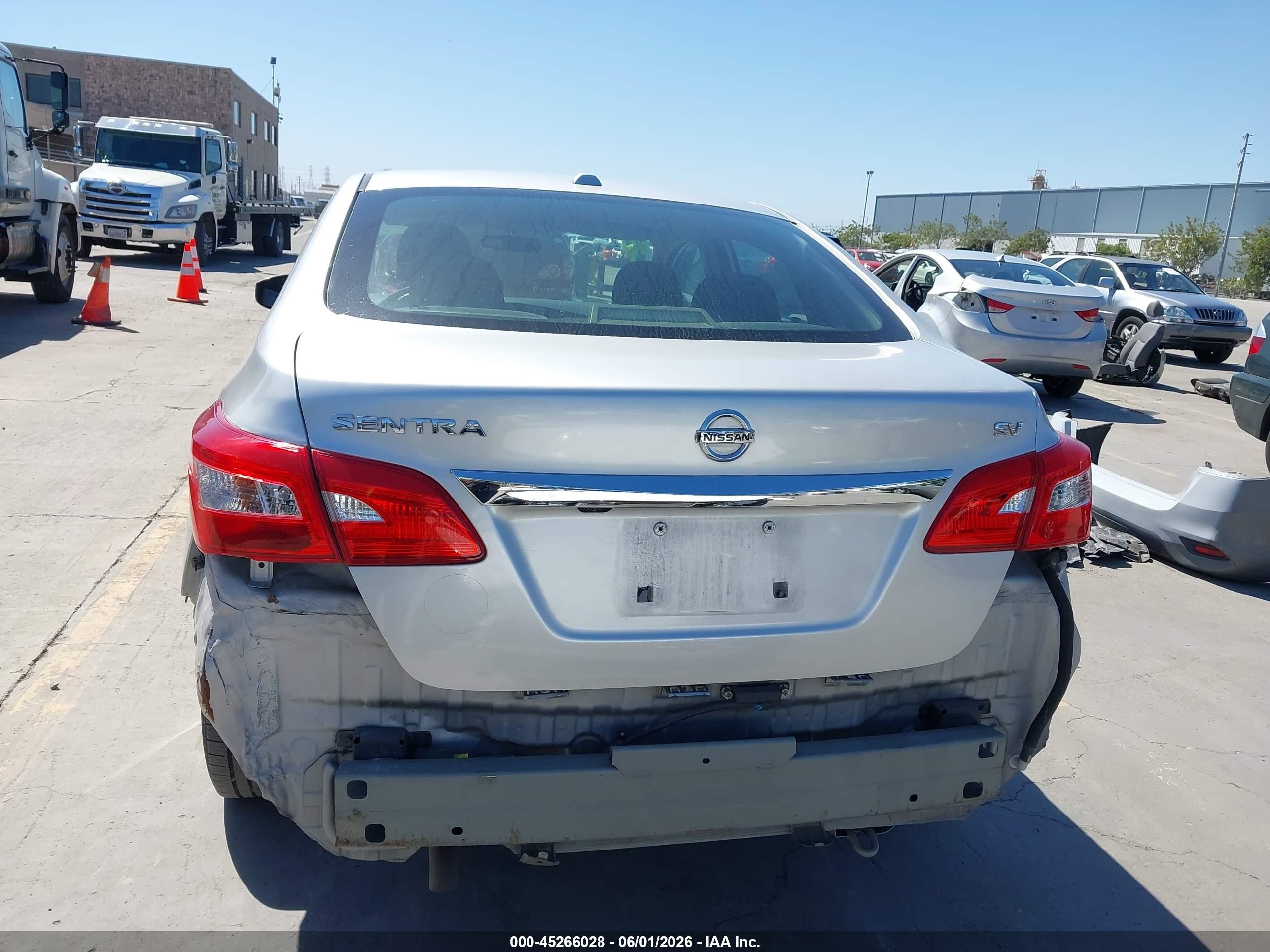 2019 Nissan Sentra Sv Silver vin: 3N1AB7AP9KY315068