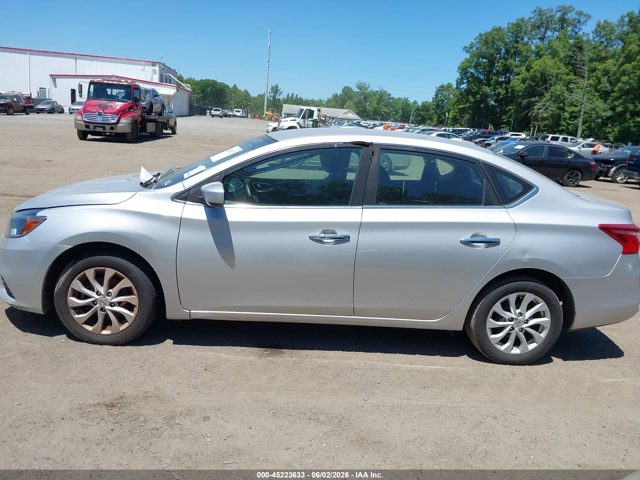 2019 Nissan Sentra Sv Silver vin: 3N1AB7AP9KY324031