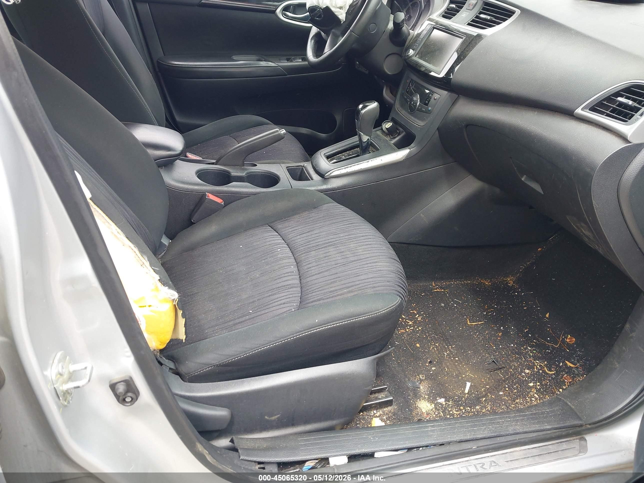 2019 Nissan Sentra Sv Серебряный vin: 3N1AB7AP9KY439762