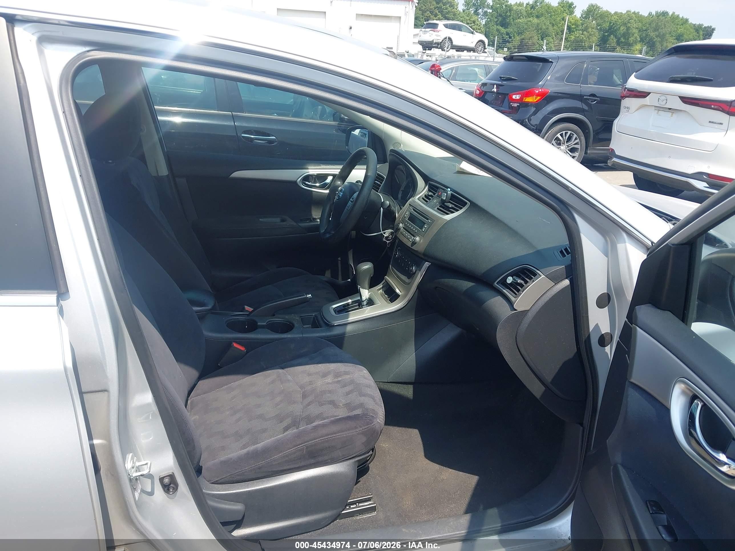 2013 Nissan Sentra Sv Silver vin: 3N1AB7APXDL608123