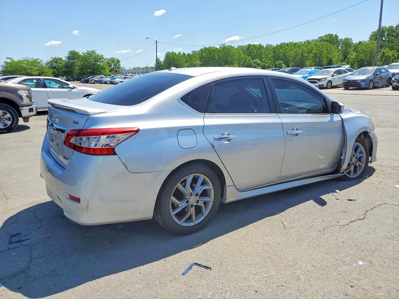 2013 Nissan Sentra Silver vin: 3N1AB7APXDL660044