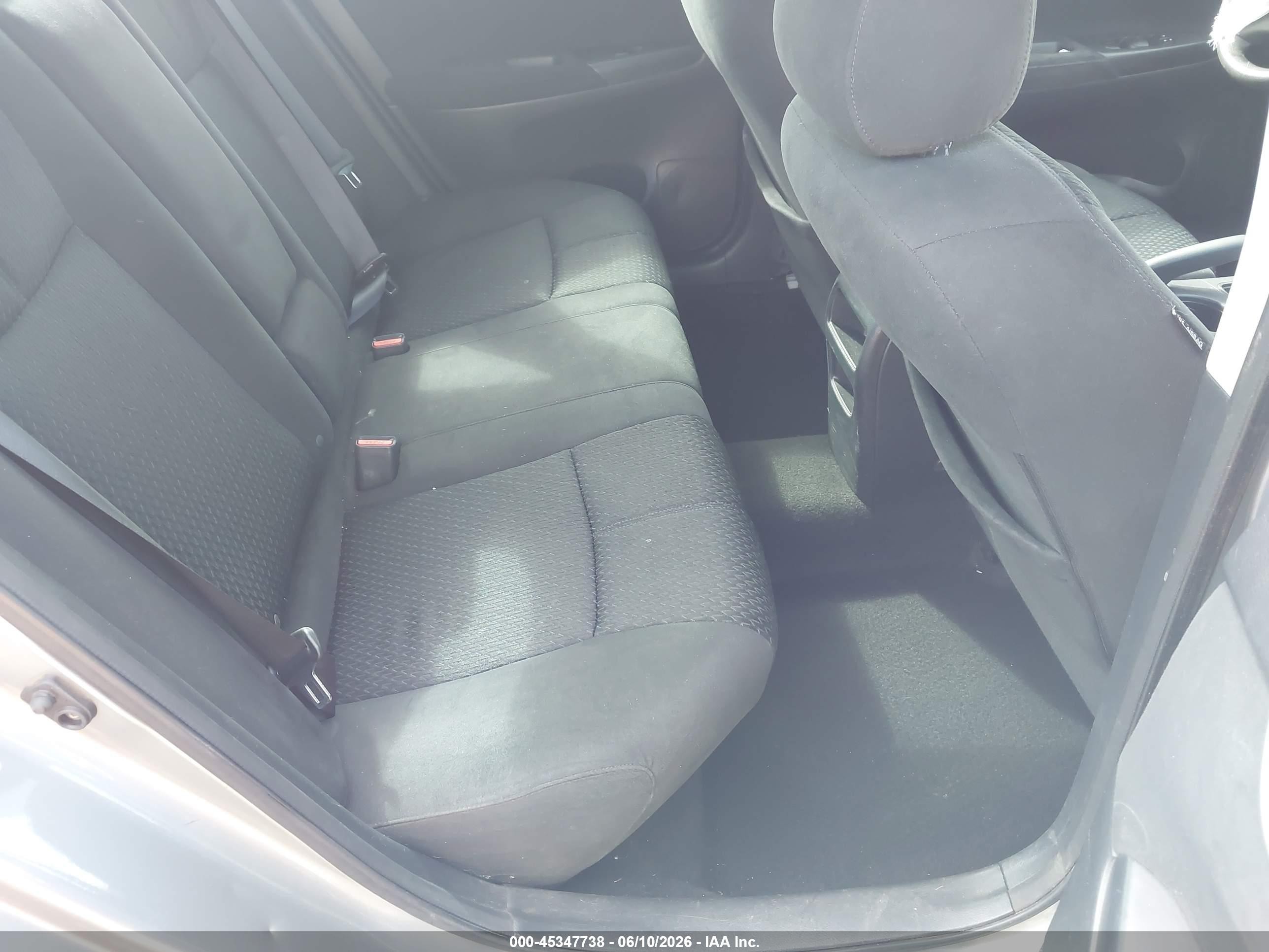 2013 Nissan Sentra Sr Silver vin: 3N1AB7APXDL668967