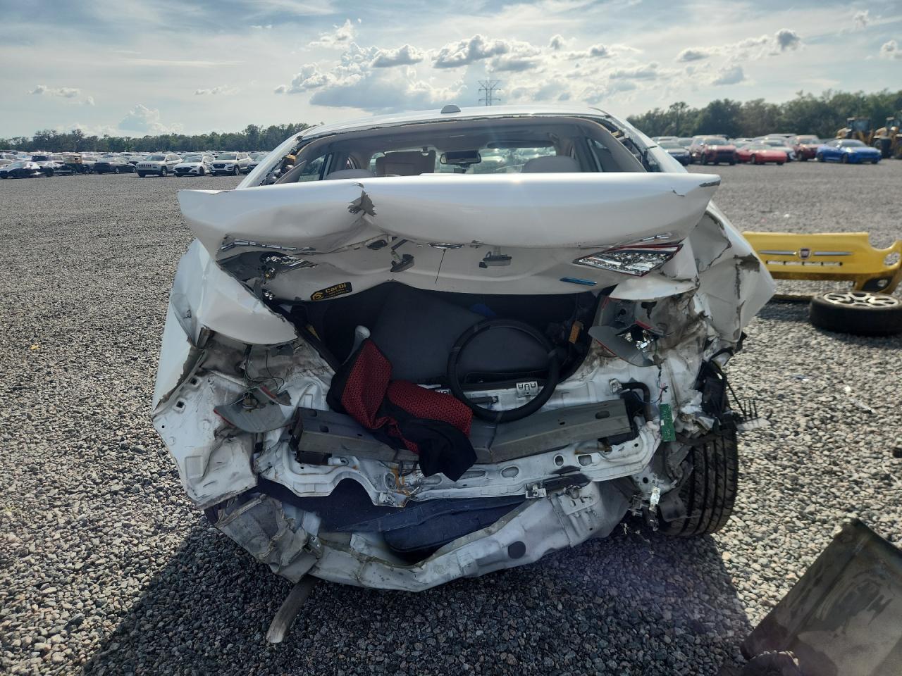 2013 Nissan Sentra S White vin: 3N1AB7APXDL797520