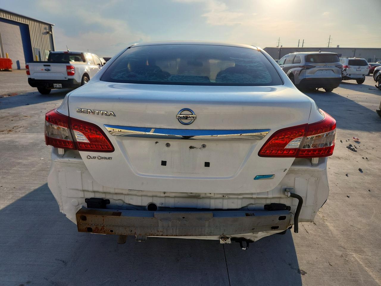 2013 Nissan Sentra S White vin: 3N1AB7APXDL799591