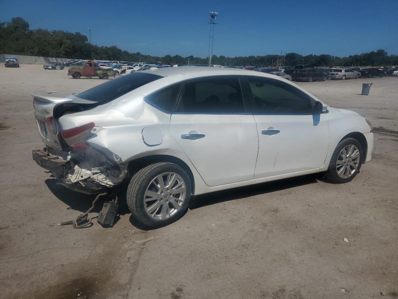 2014 Nissan Sentra S White vin: 3N1AB7APXEL625859