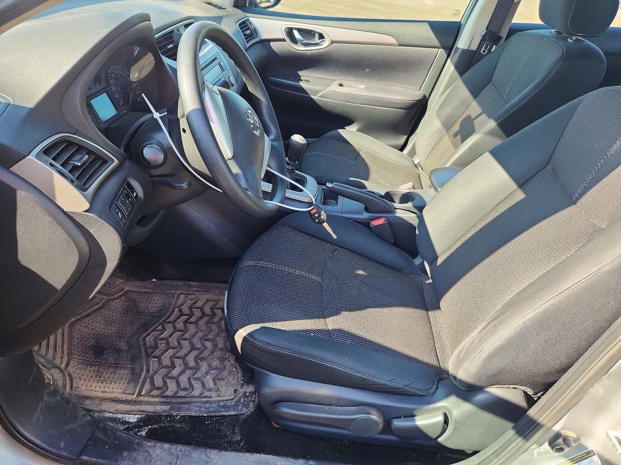 2014 Nissan Sentra S Silver vin: 3N1AB7APXEL679033