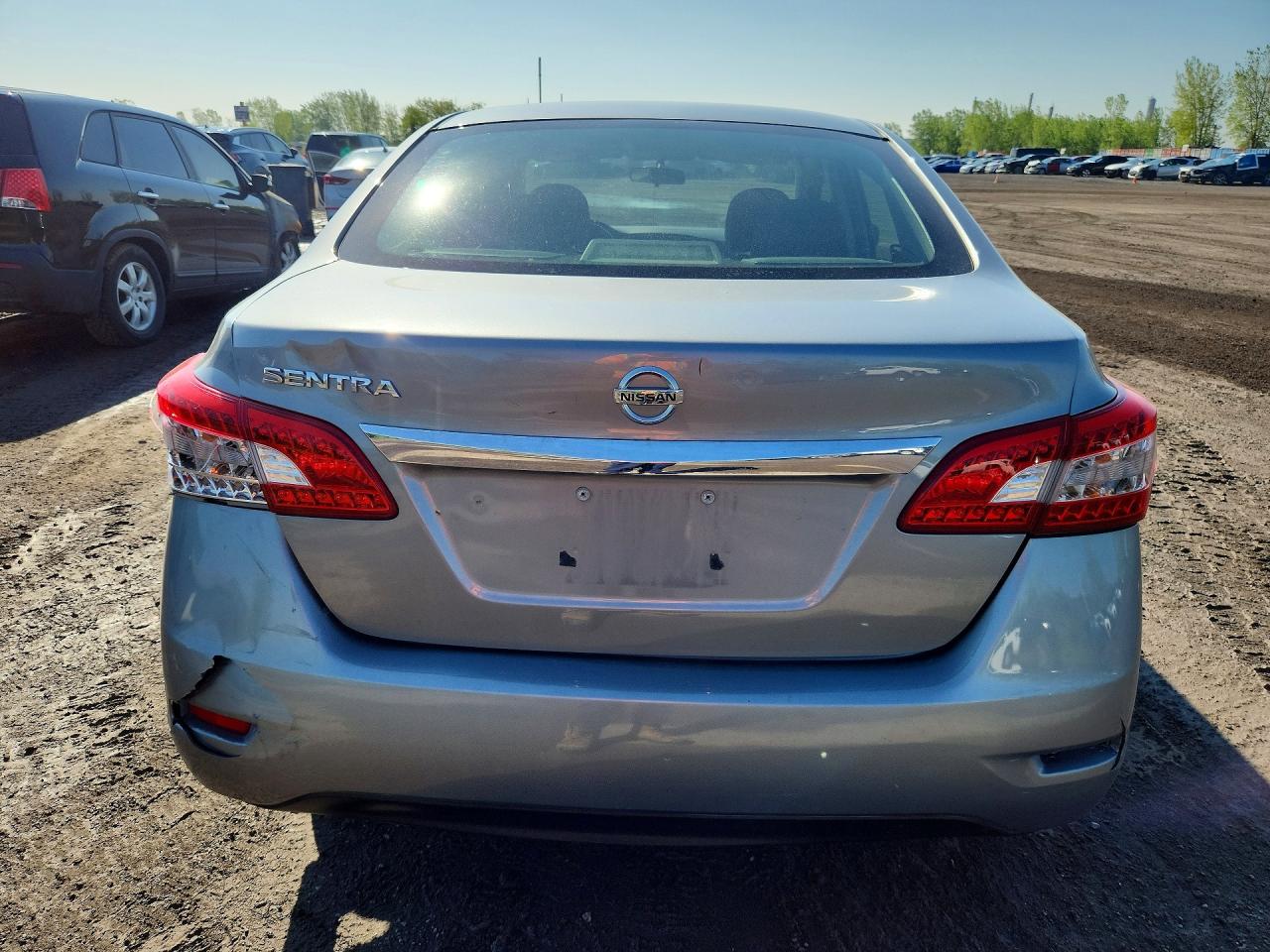2014 Nissan Sentra S Silver vin: 3N1AB7APXEL679033
