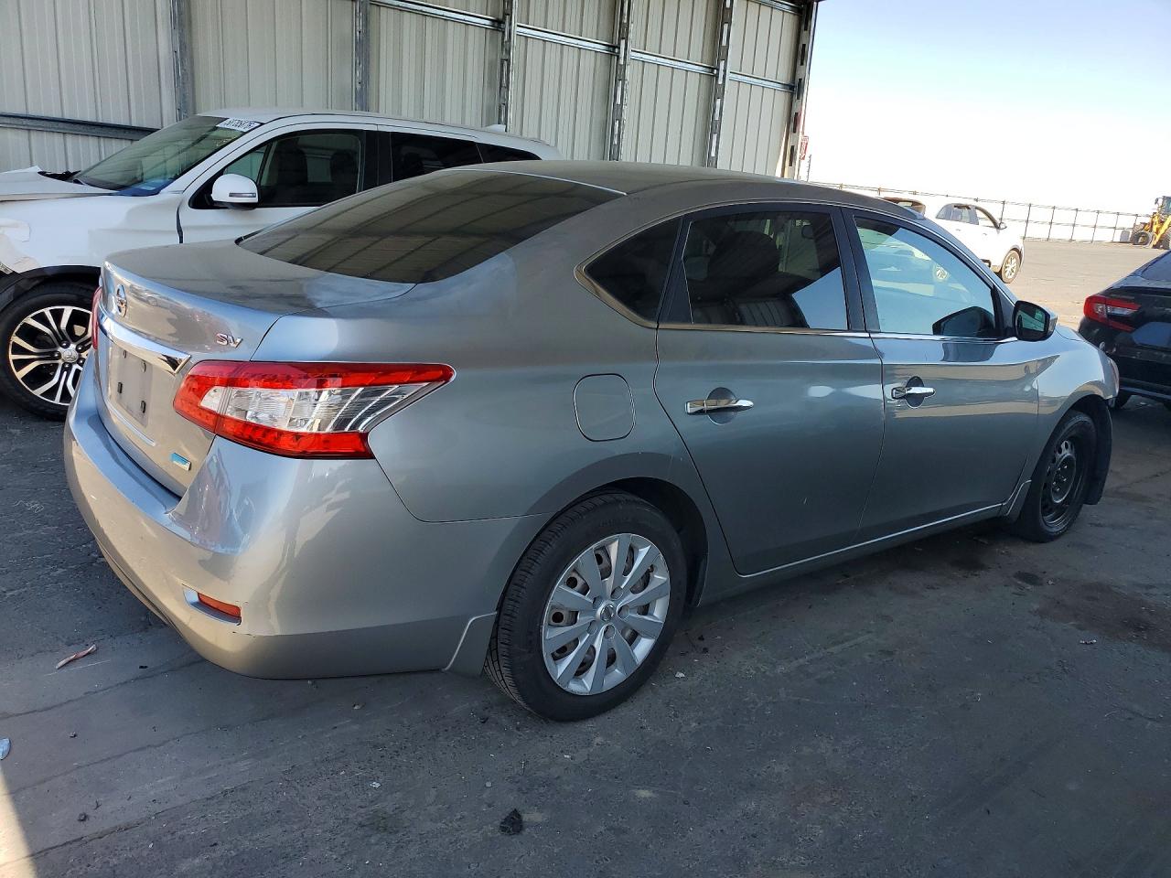 2014 Nissan Sentra Sv Серебряный vin: 3N1AB7APXEY271957