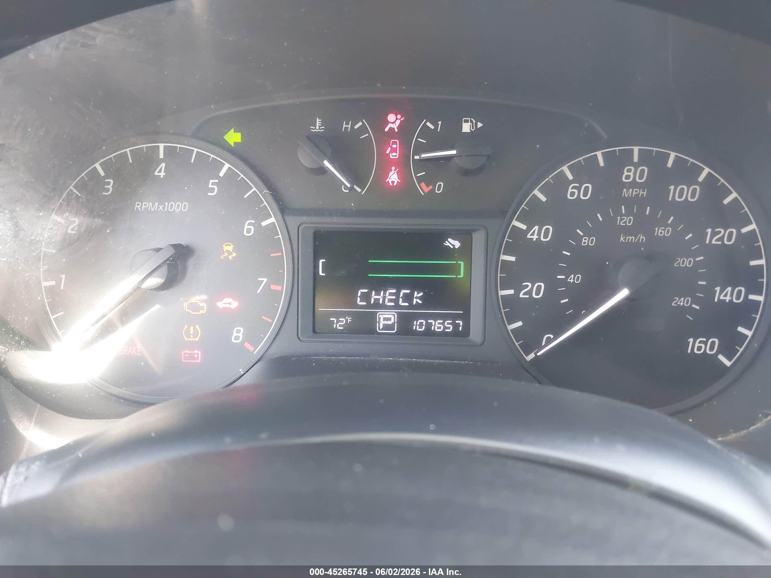 2014 Nissan Sentra S Silver vin: 3N1AB7APXEY282747