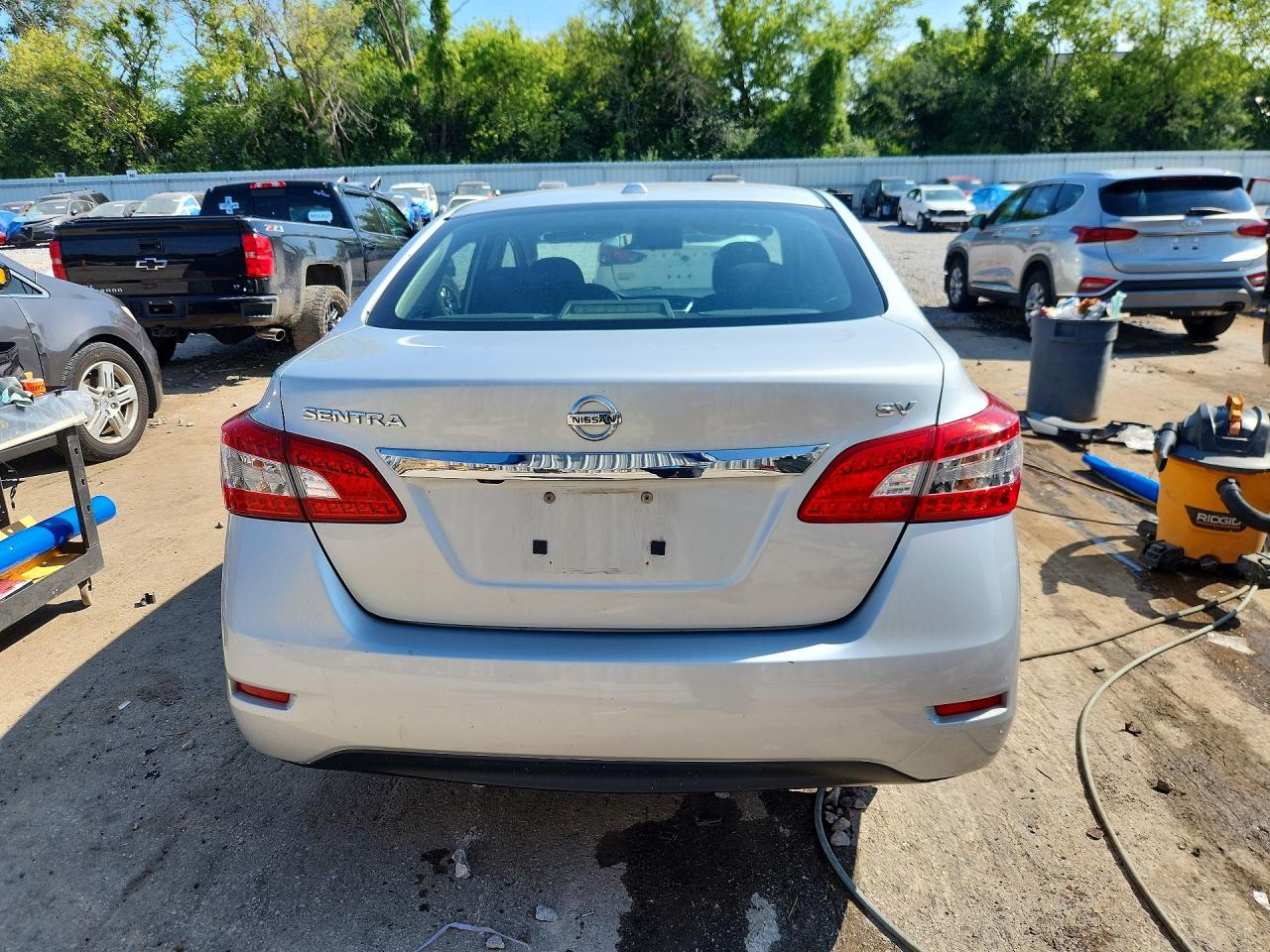 2015 Nissan Sentra Sv Silver vin: 3N1AB7APXFL628987