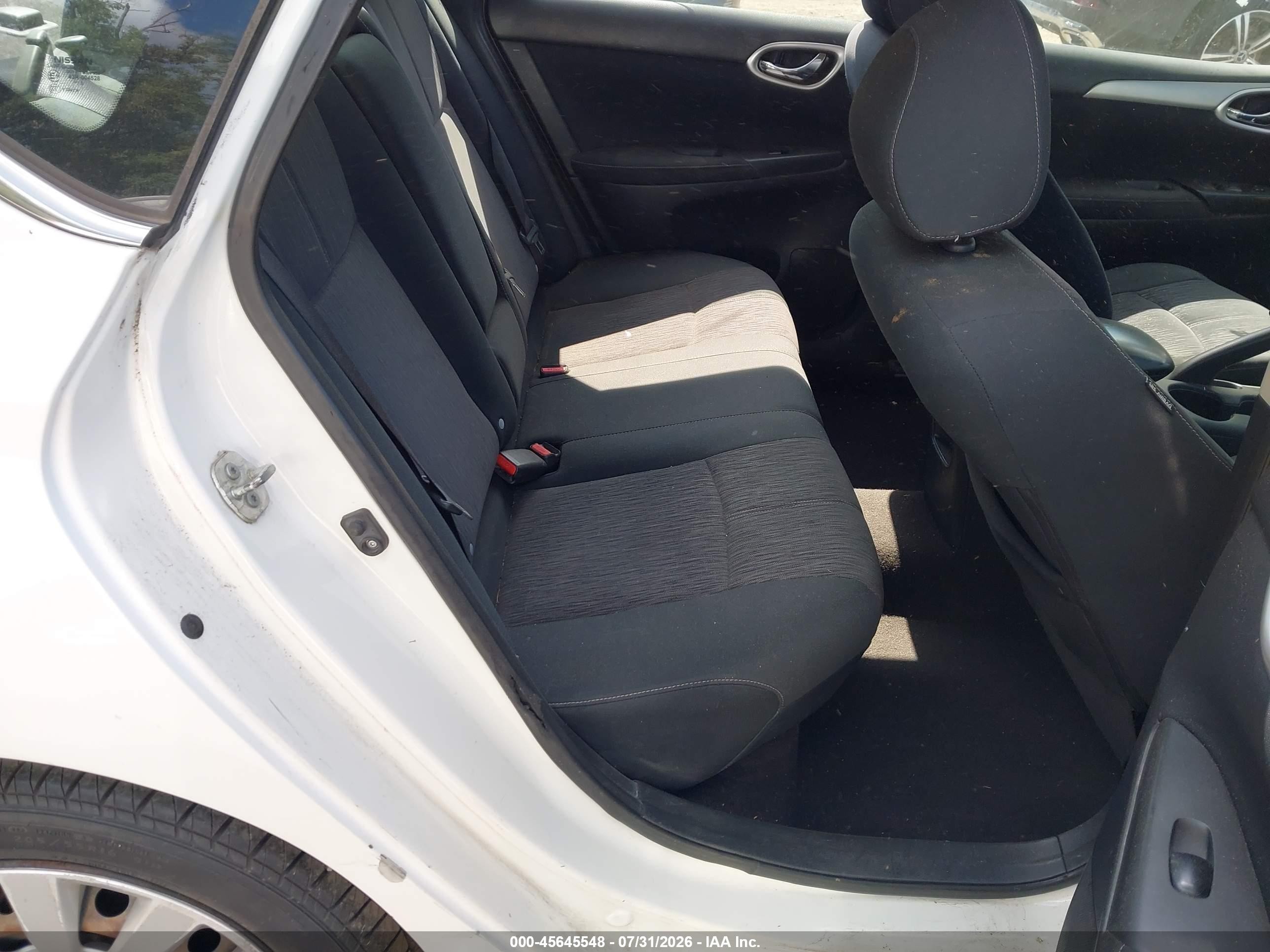 2015 Nissan Sentra Fe+ S/s/sl/sr/sv Белый vin: 3N1AB7APXFL657986