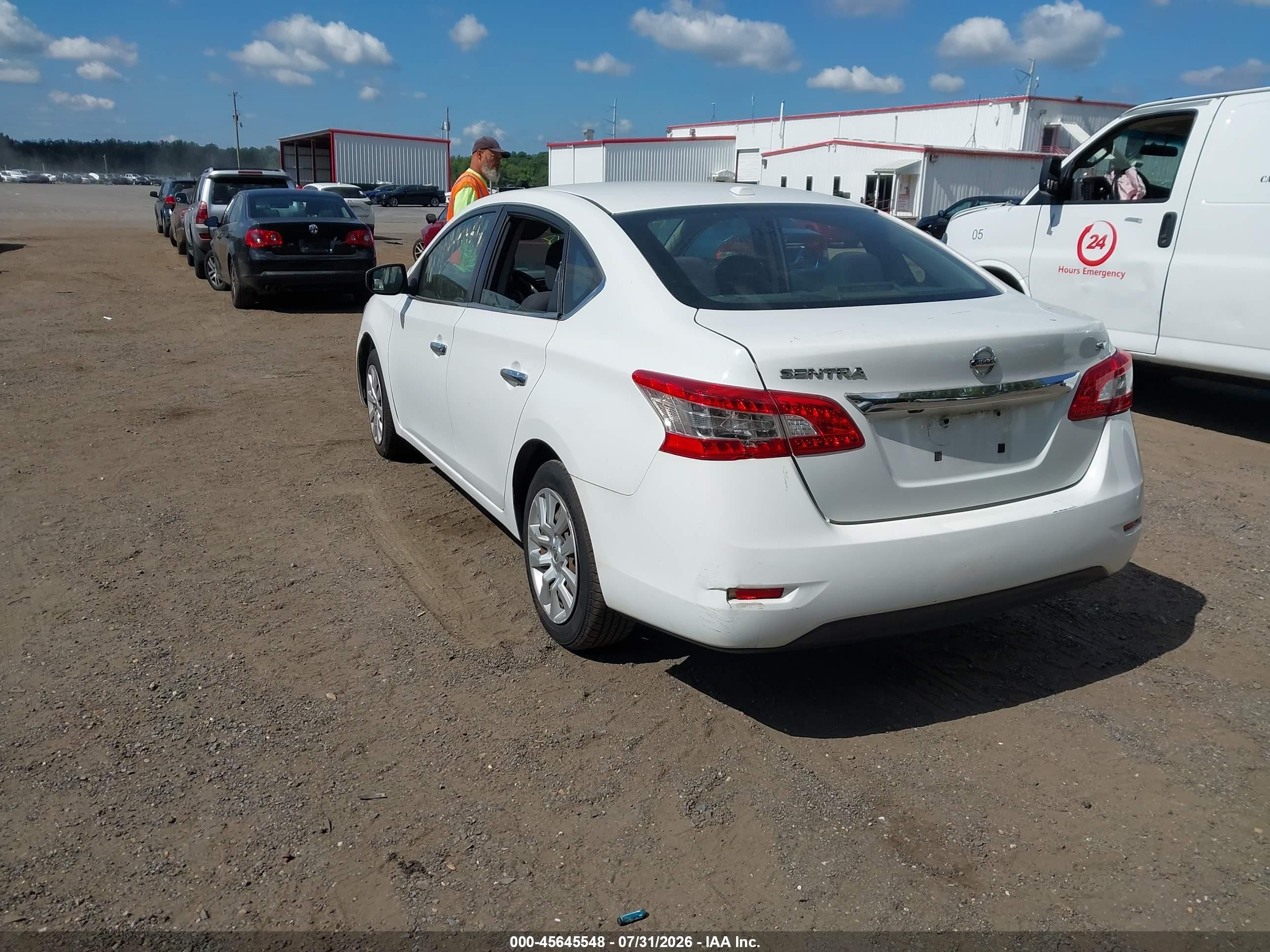 2015 Nissan Sentra Fe+ S/s/sl/sr/sv Белый vin: 3N1AB7APXFL657986