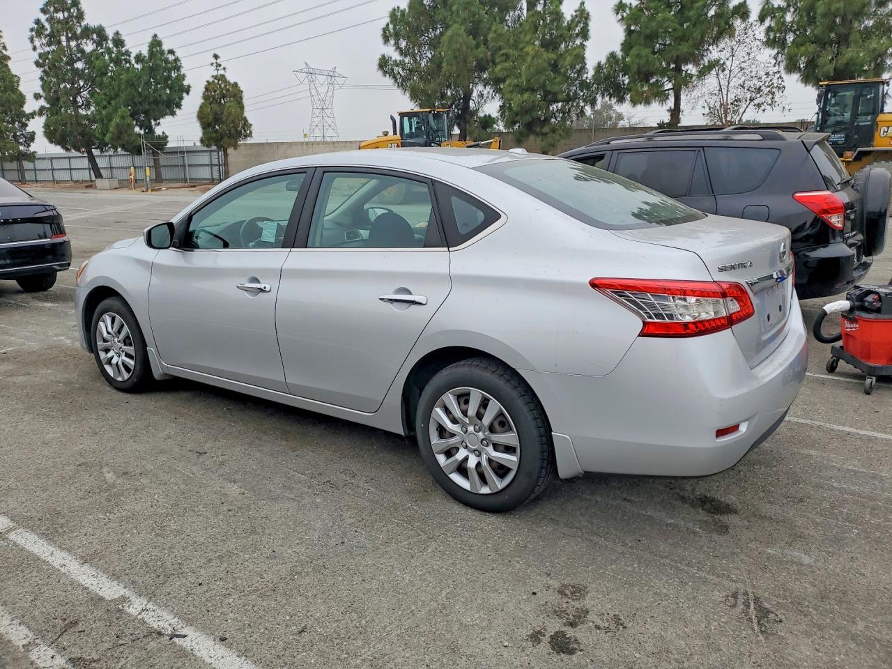 2015 Nissan Sentra S Silver vin: 3N1AB7APXFL680295
