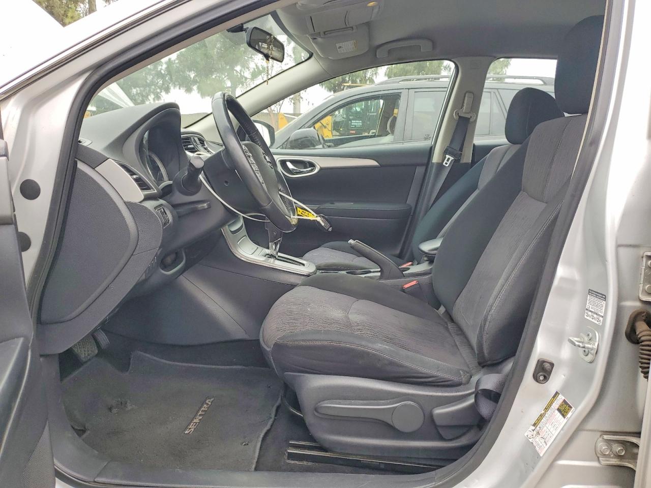 2015 Nissan Sentra S Silver vin: 3N1AB7APXFL680295
