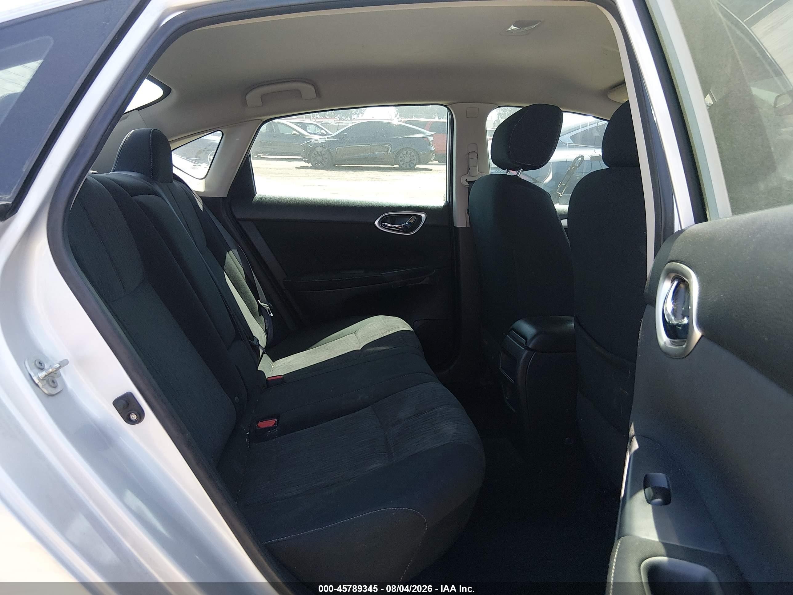2015 Nissan Sentra Sv Silver vin: 3N1AB7APXFL686811