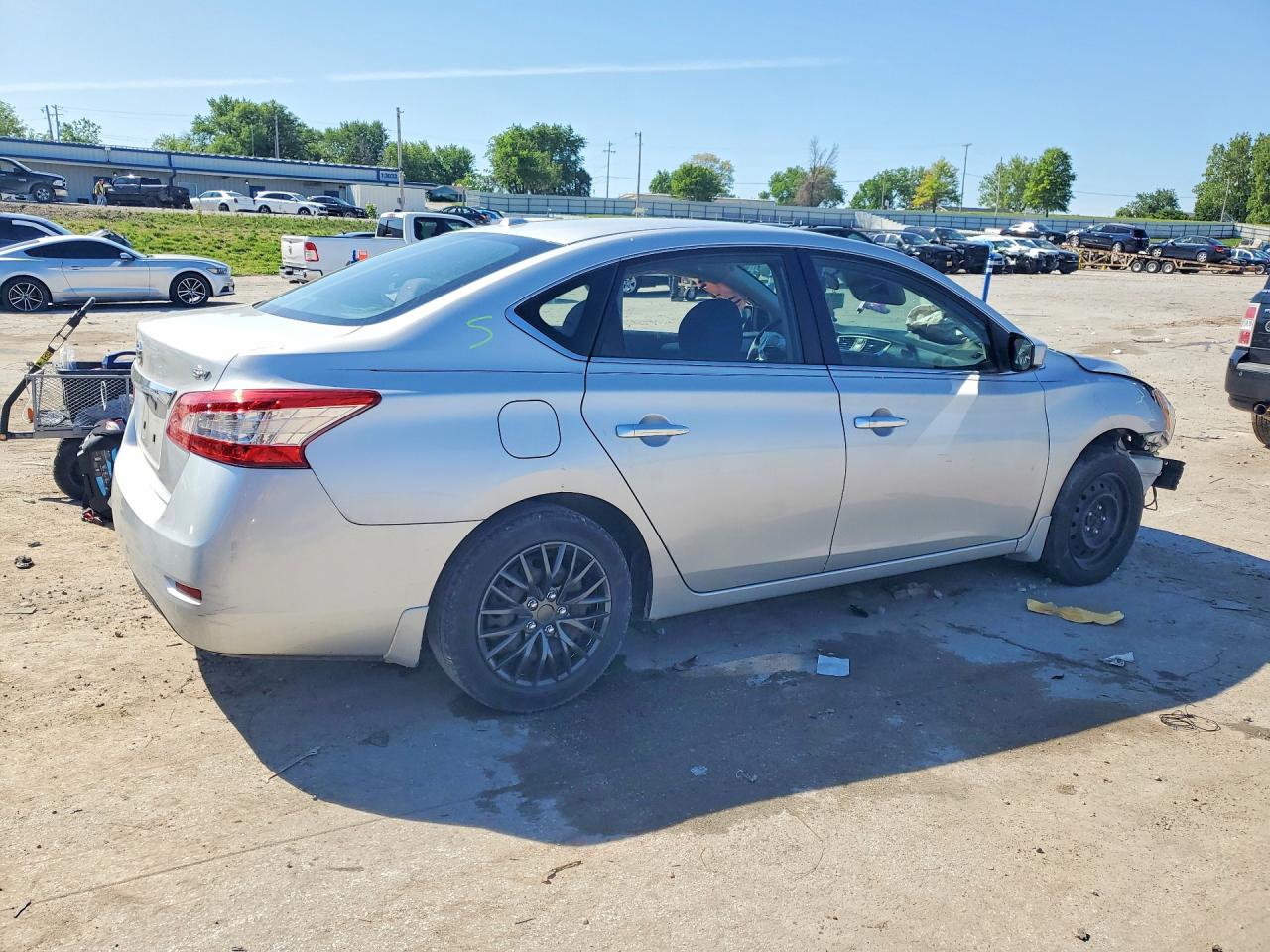 2015 Nissan Sentra S Silver vin: 3N1AB7APXFL695606
