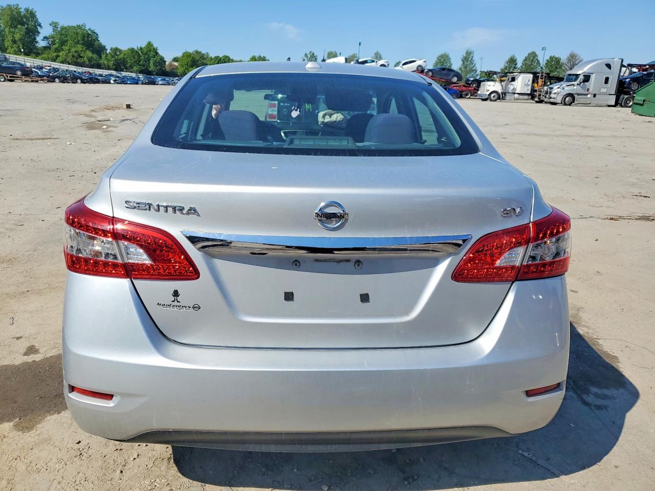 2015 Nissan Sentra S Silver vin: 3N1AB7APXFL695606