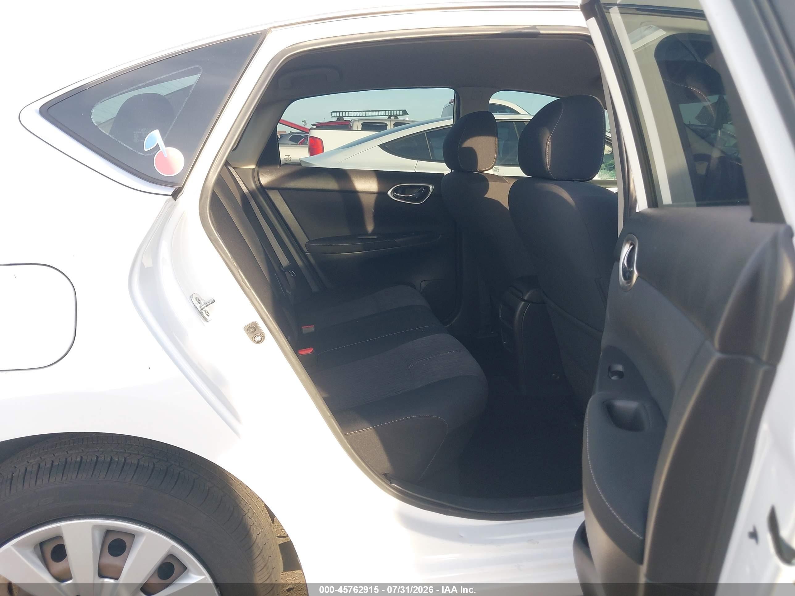 2015 Nissan Sentra Sv Белый vin: 3N1AB7APXFL695671