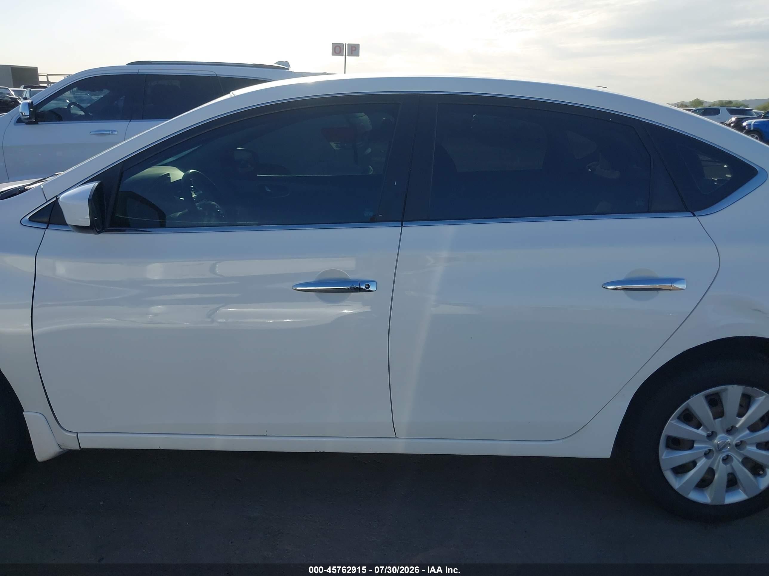 2015 Nissan Sentra Sv Белый vin: 3N1AB7APXFL695671