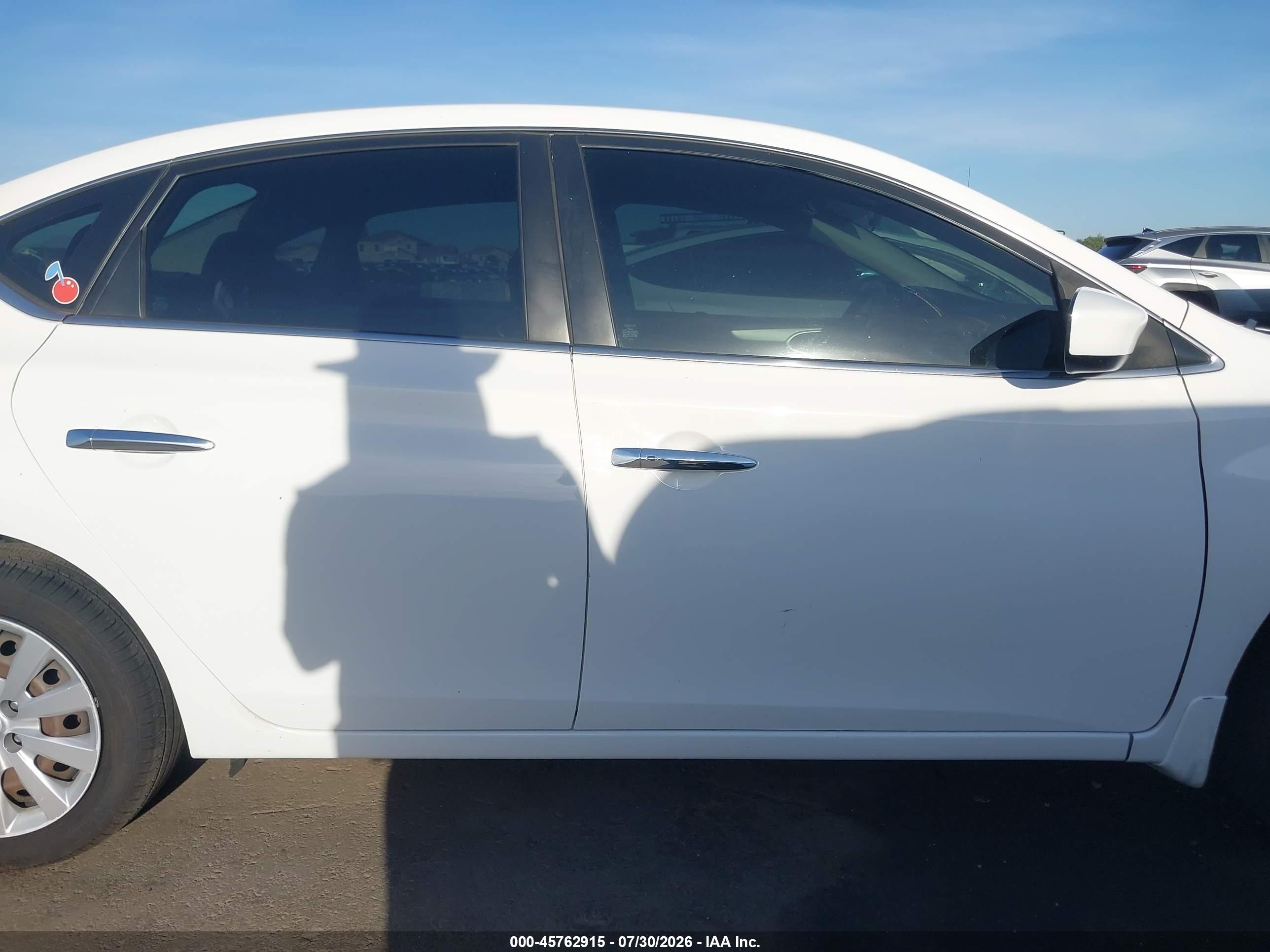 2015 Nissan Sentra Sv Белый vin: 3N1AB7APXFL695671