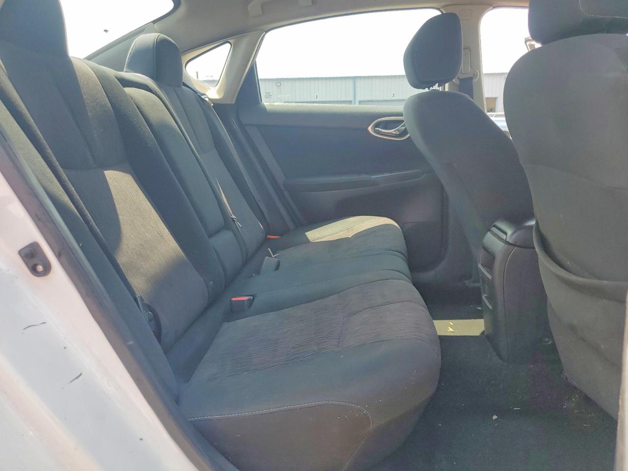 2015 Nissan Sentra Sv White vin: 3N1AB7APXFY262676