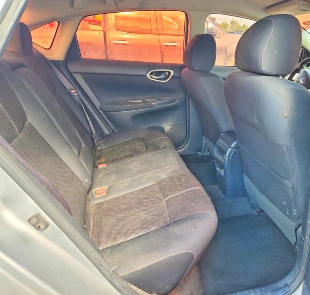 2015 Nissan Sentra S Silver vin: 3N1AB7APXFY285584