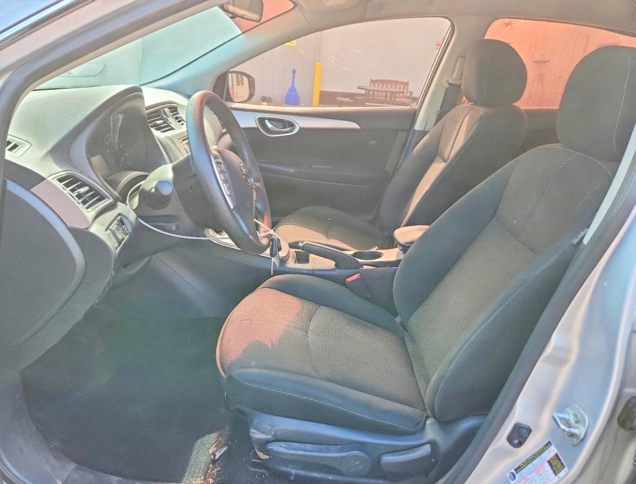 2015 Nissan Sentra S Silver vin: 3N1AB7APXFY285584