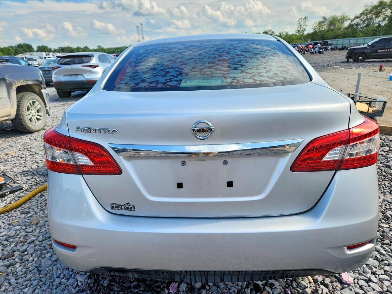 2015 Nissan Sentra S Silver vin: 3N1AB7APXFY285584