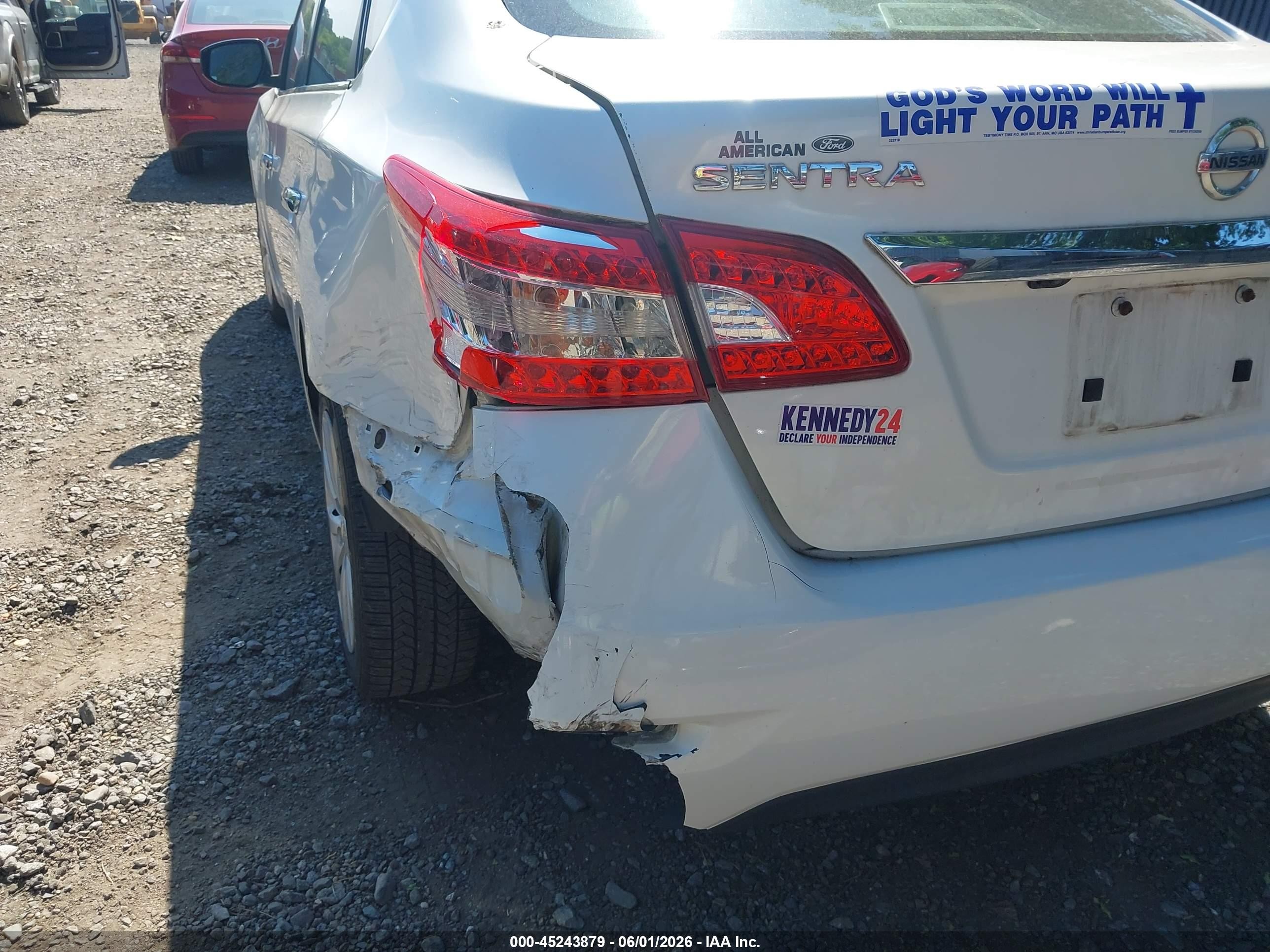 2015 Nissan Sentra Sv White vin: 3N1AB7APXFY349736