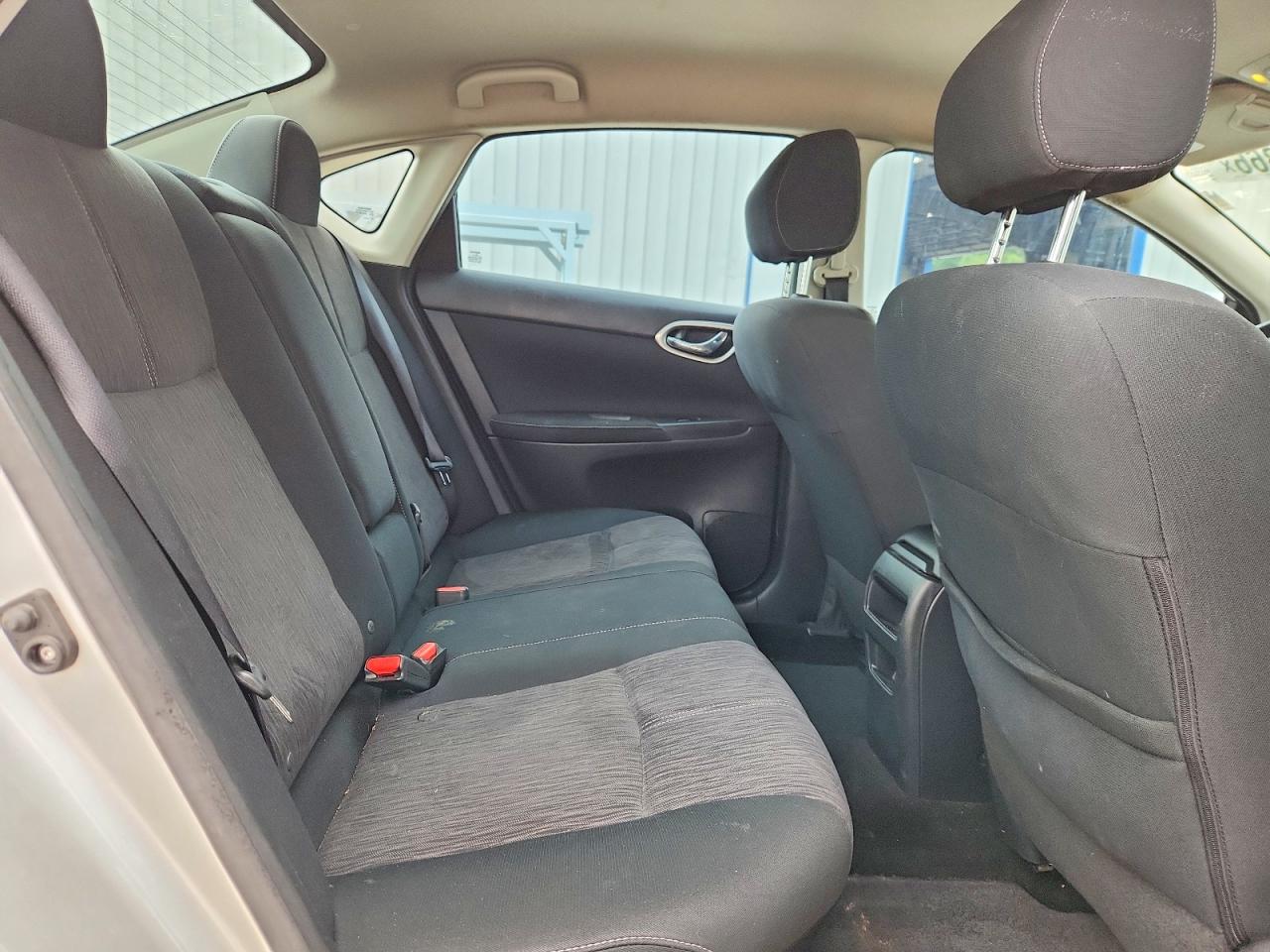 2015 Nissan Sentra Sv Silver vin: 3N1AB7APXFY382767