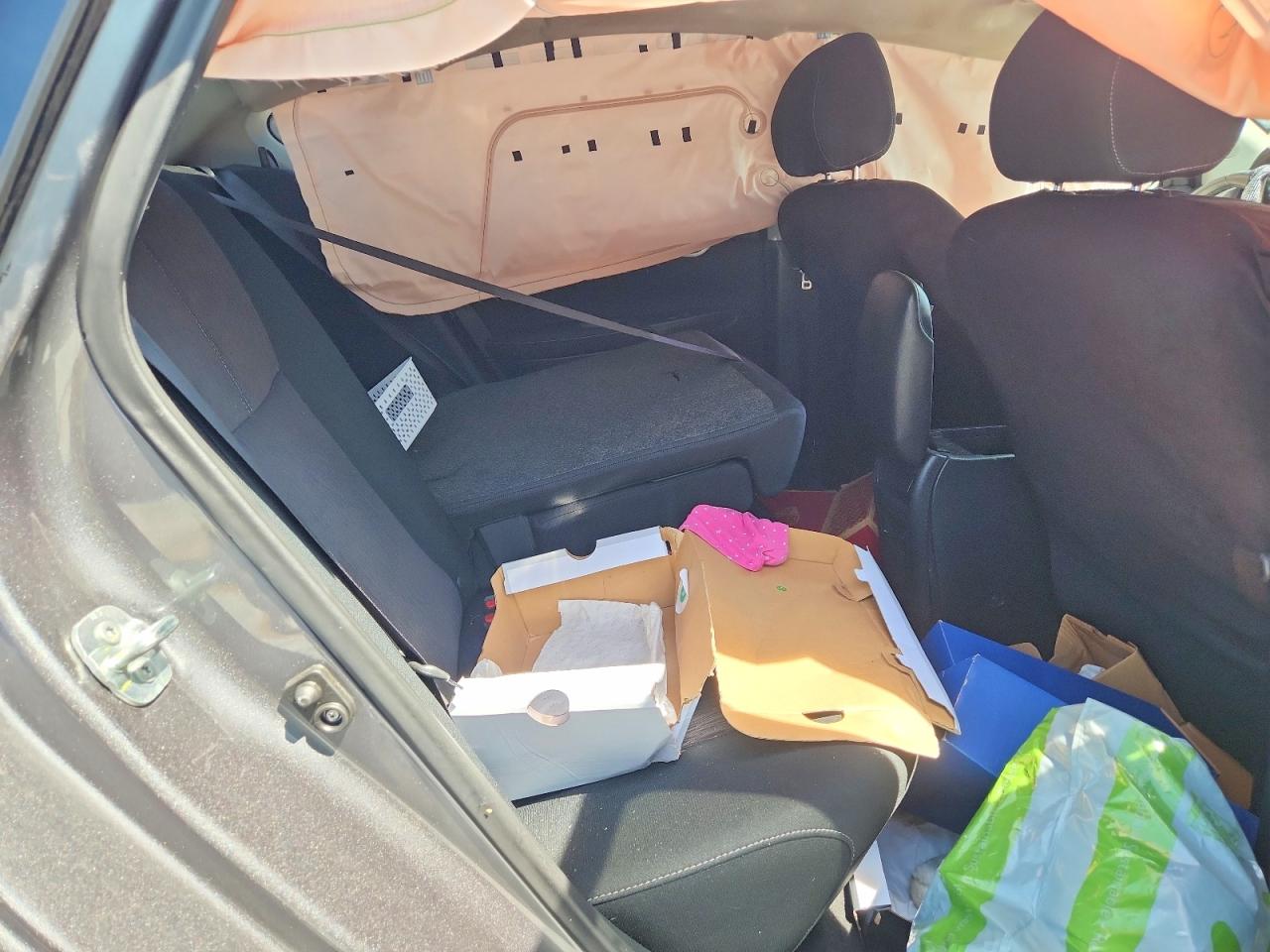 2015 Nissan Sentra Sv Серебряный vin: 3N1AB7APXFY383997