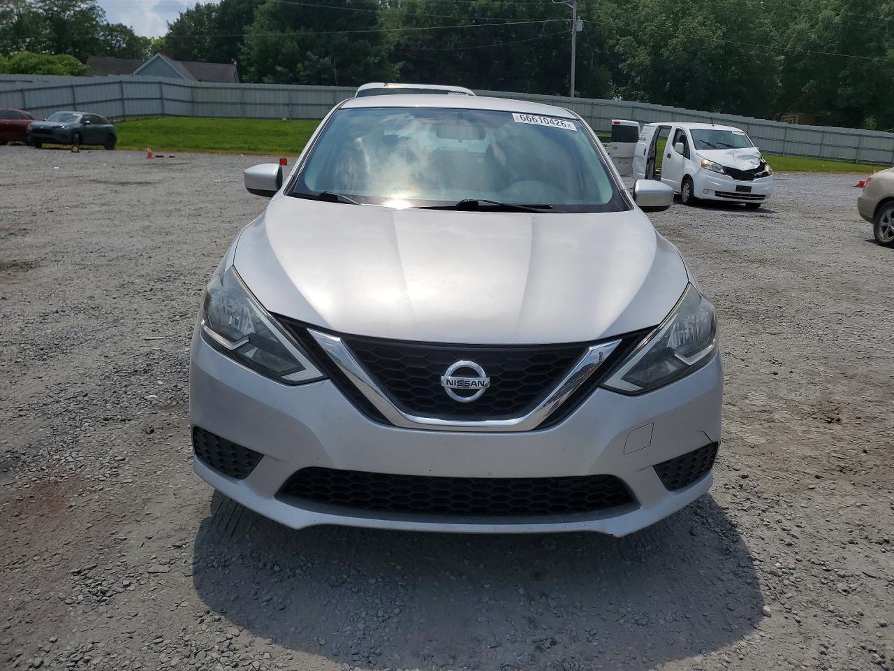 2016 Nissan Sentra S Silver vin: 3N1AB7APXGY222843