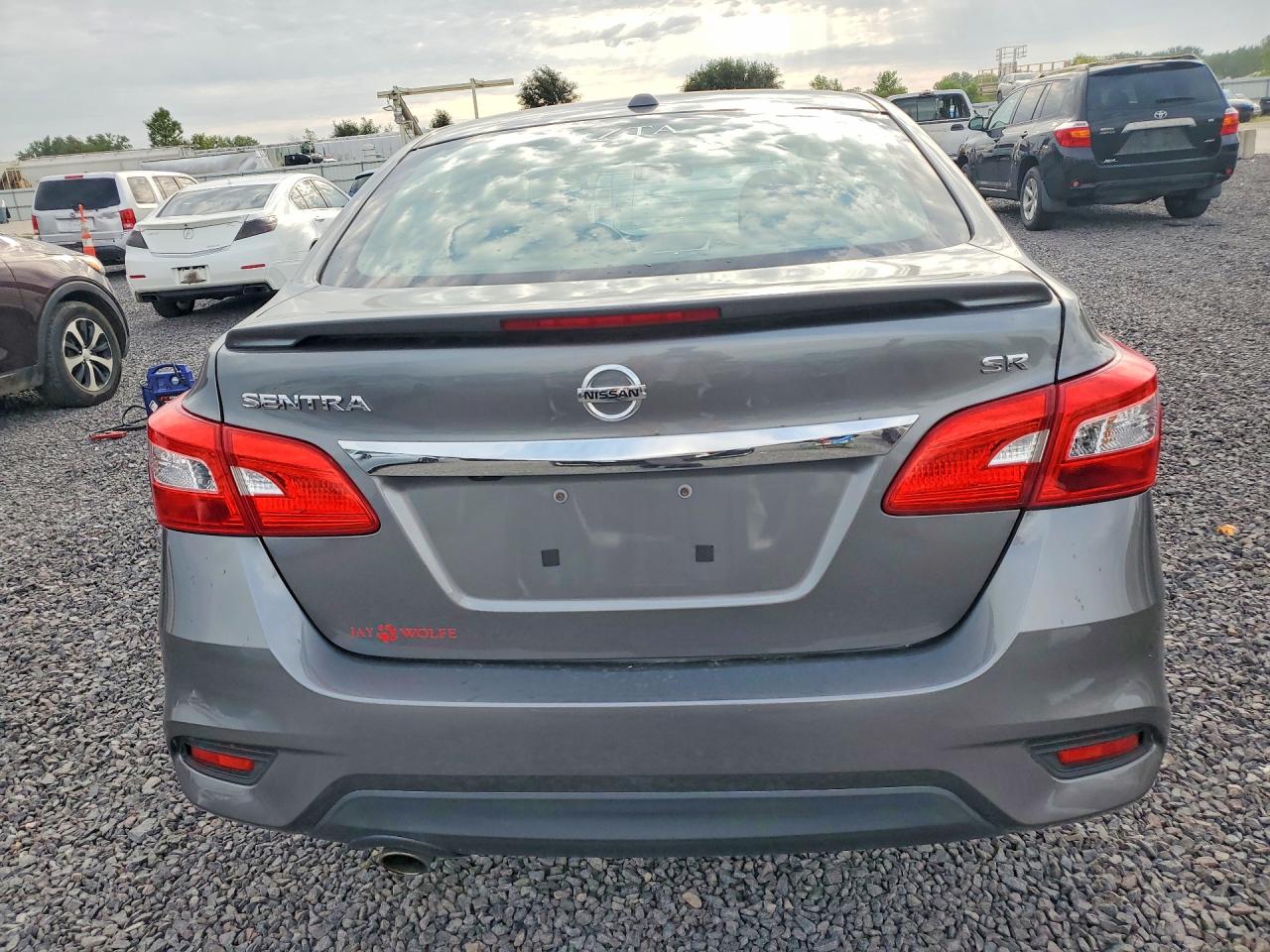 2016 Nissan Sentra Sr Gray vin: 3N1AB7APXGY243787