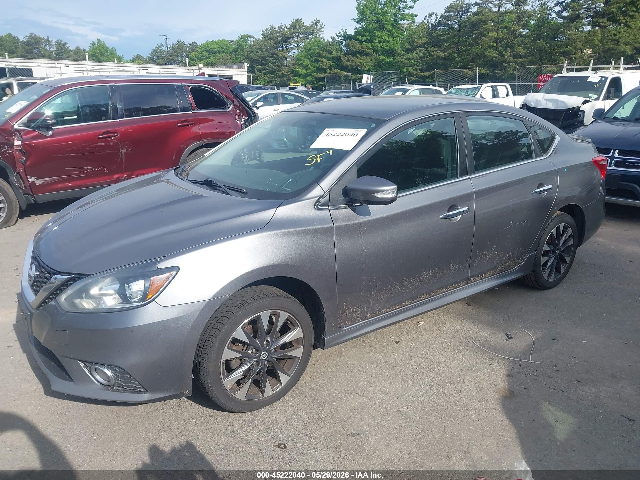 2017 Nissan Sentra Sr Gray vin: 3N1AB7APXHY348007