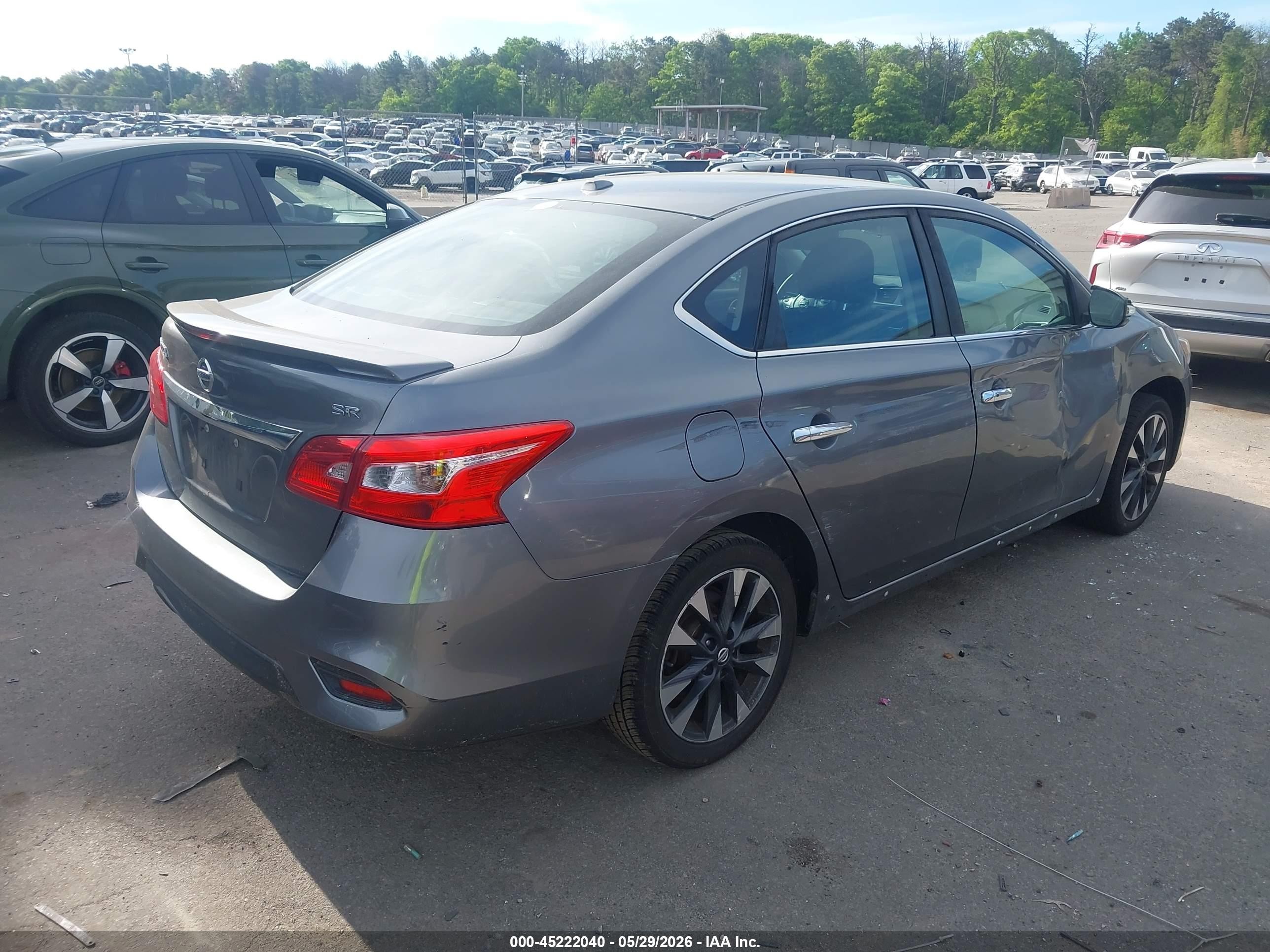 2017 Nissan Sentra Sr Gray vin: 3N1AB7APXHY348007