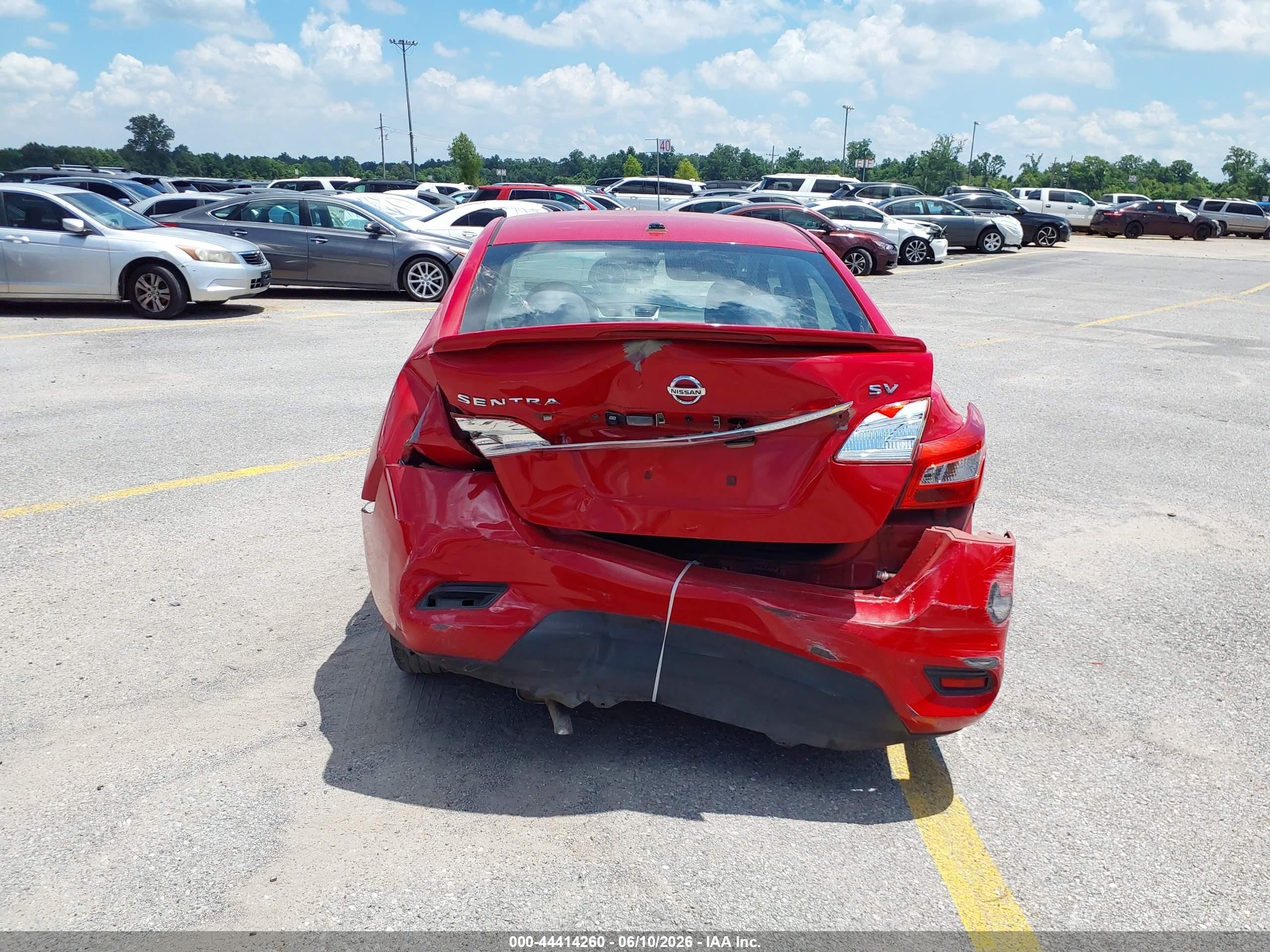 2018 Nissan Sentra Sv Красный vin: 3N1AB7APXJL606562