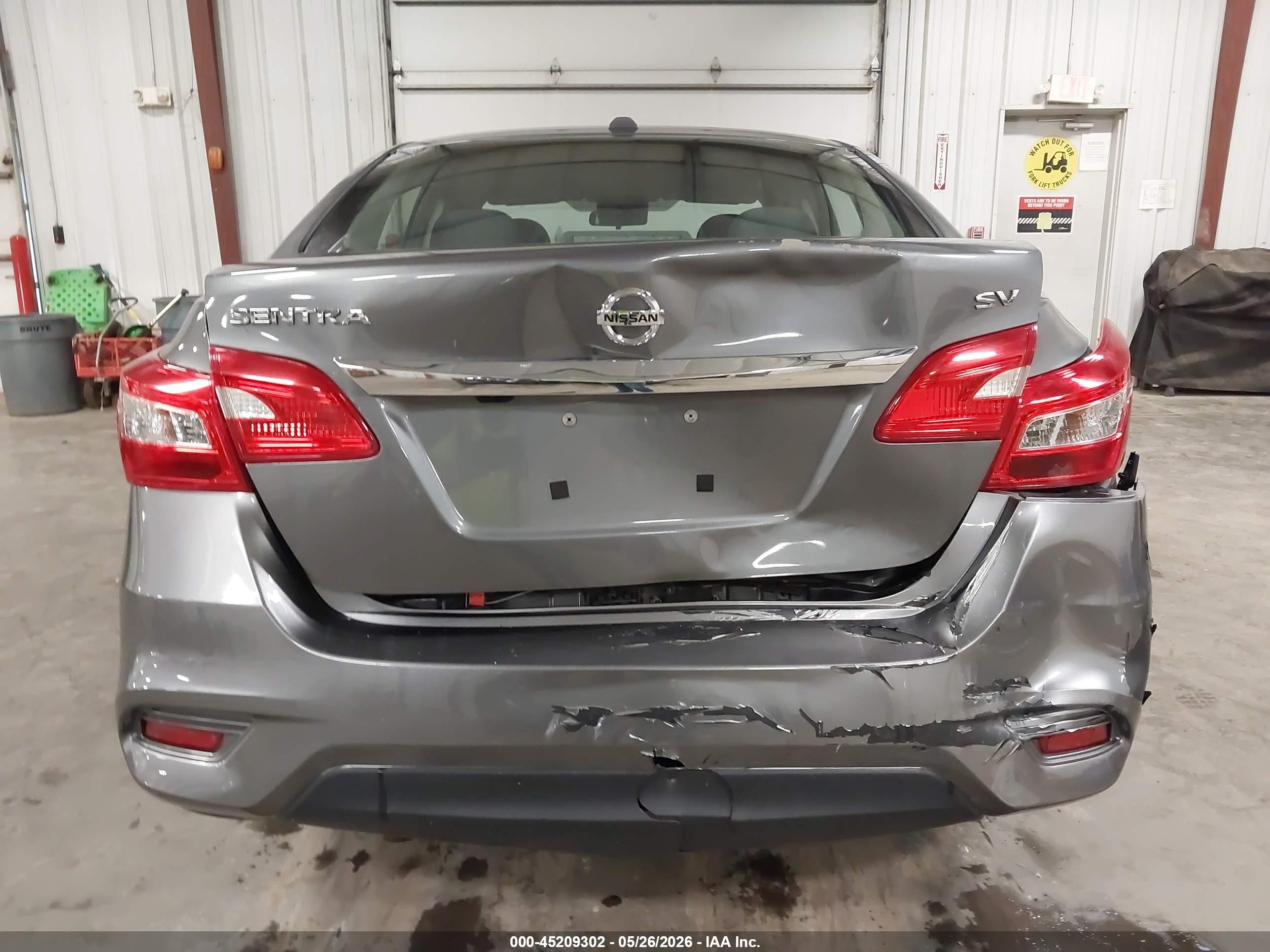 2018 Nissan Sentra Sv Серый vin: 3N1AB7APXJL618128