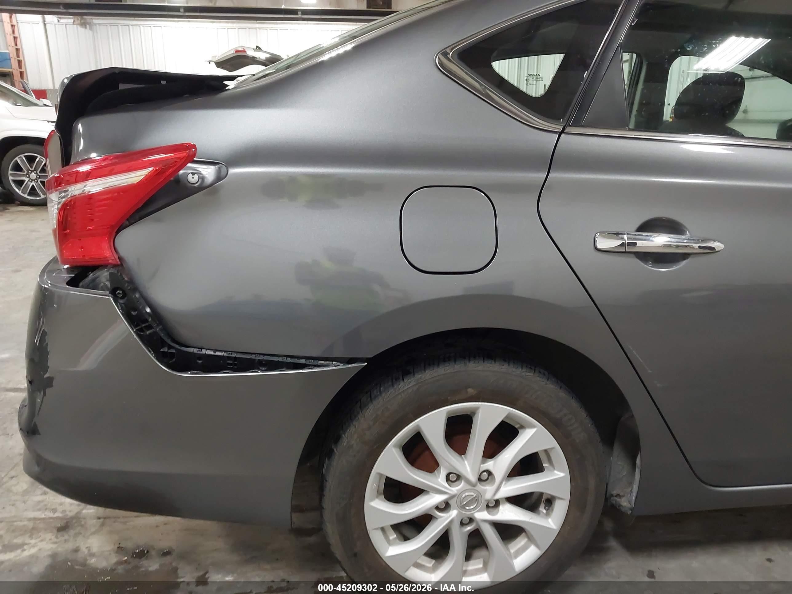 2018 Nissan Sentra Sv Серый vin: 3N1AB7APXJL618128