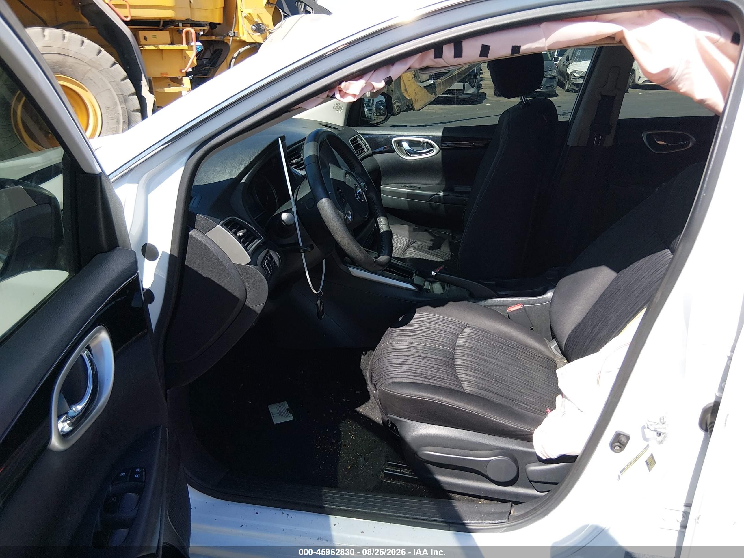 2018 Nissan Sentra Sv White vin: 3N1AB7APXJY259639
