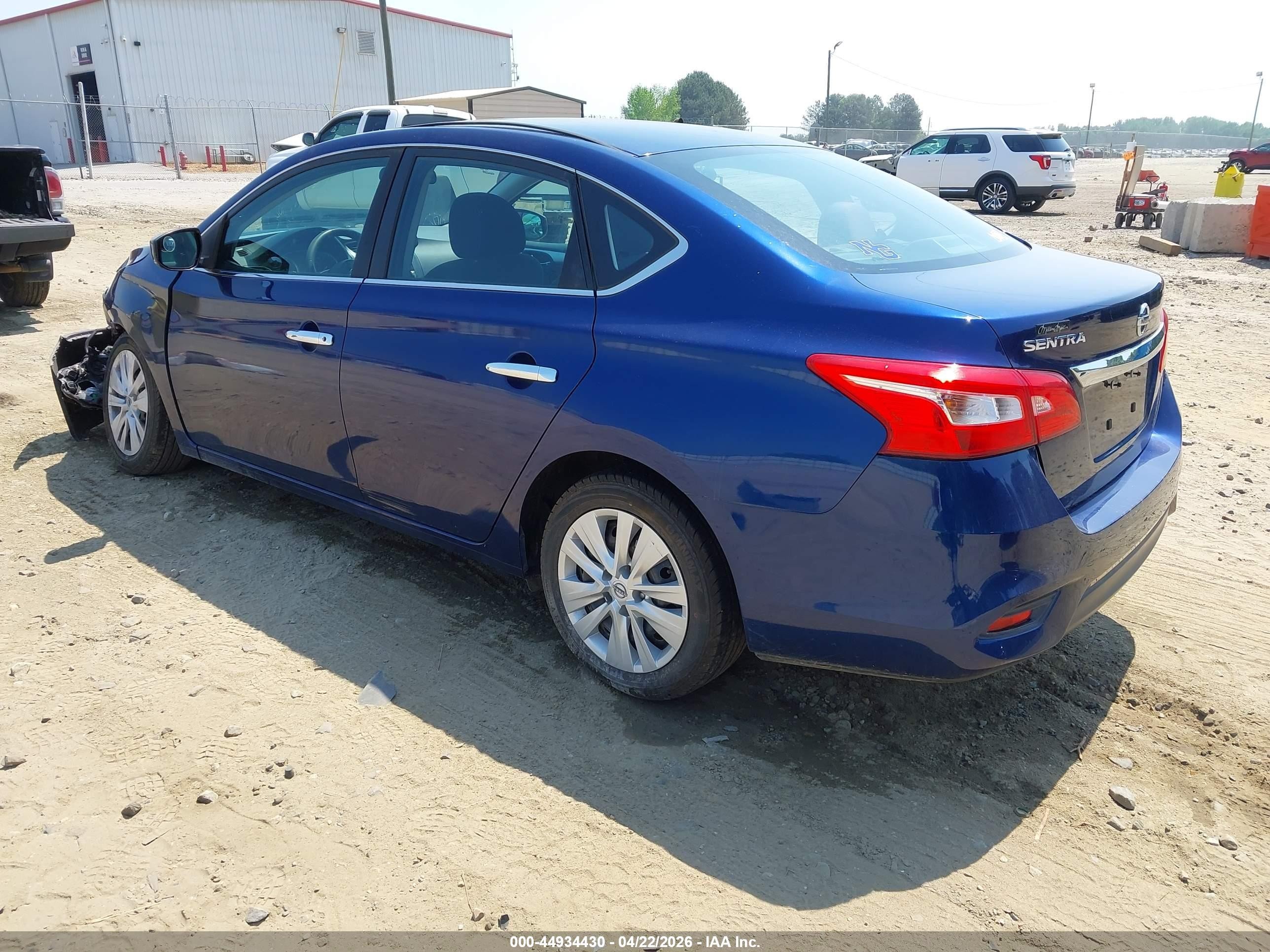 2018 Nissan Sentra S Синий vin: 3N1AB7APXJY291197