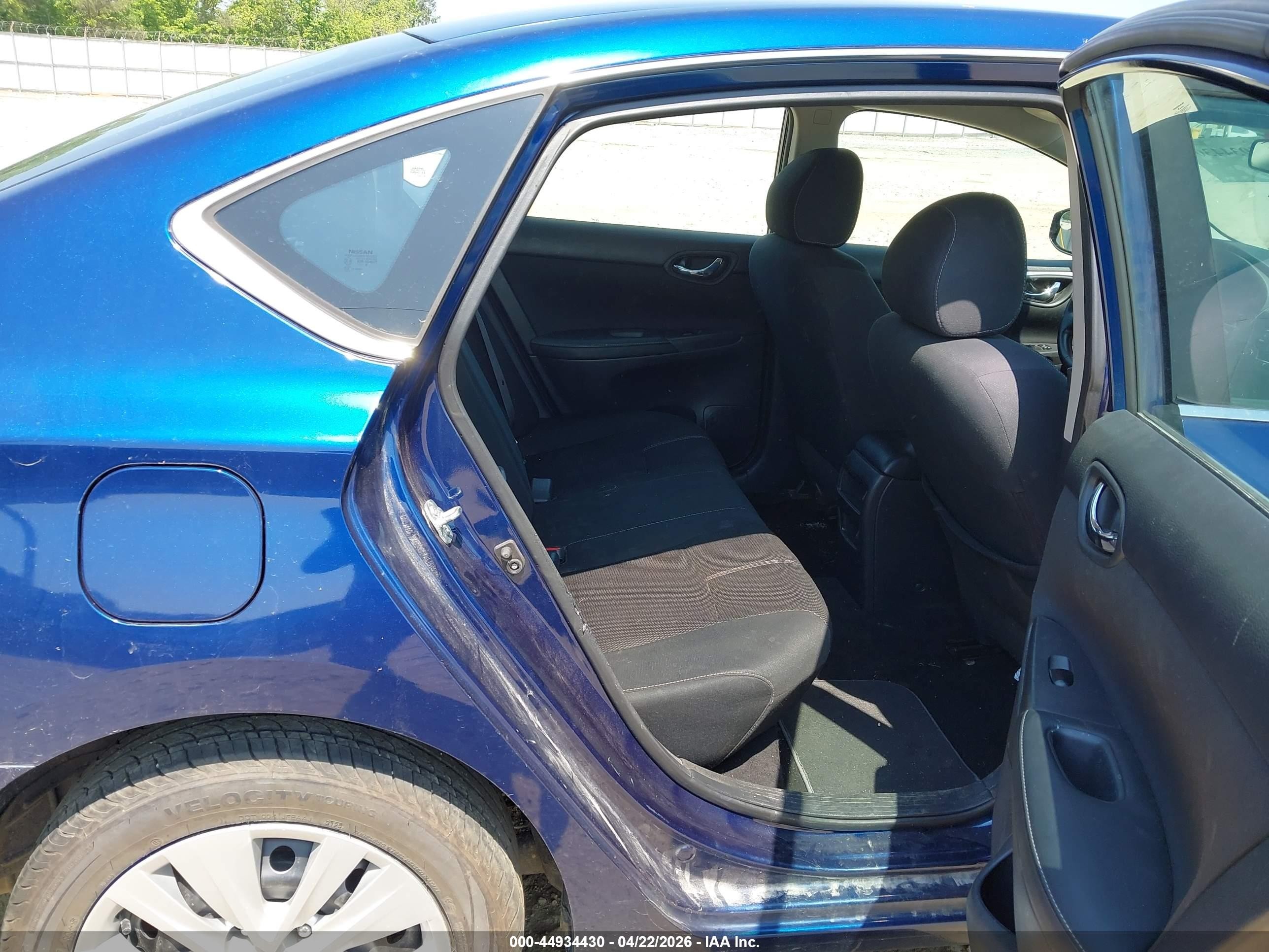2018 Nissan Sentra S Синий vin: 3N1AB7APXJY291197