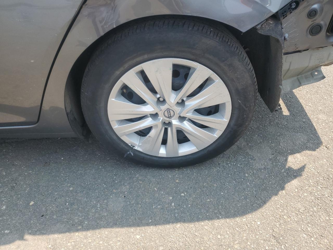 2024 Nissan Sentra S Gray vin: 3N1AB8BV5RY354513 Damage: Left Rear Wheel Cover, Broken, Replacement Required