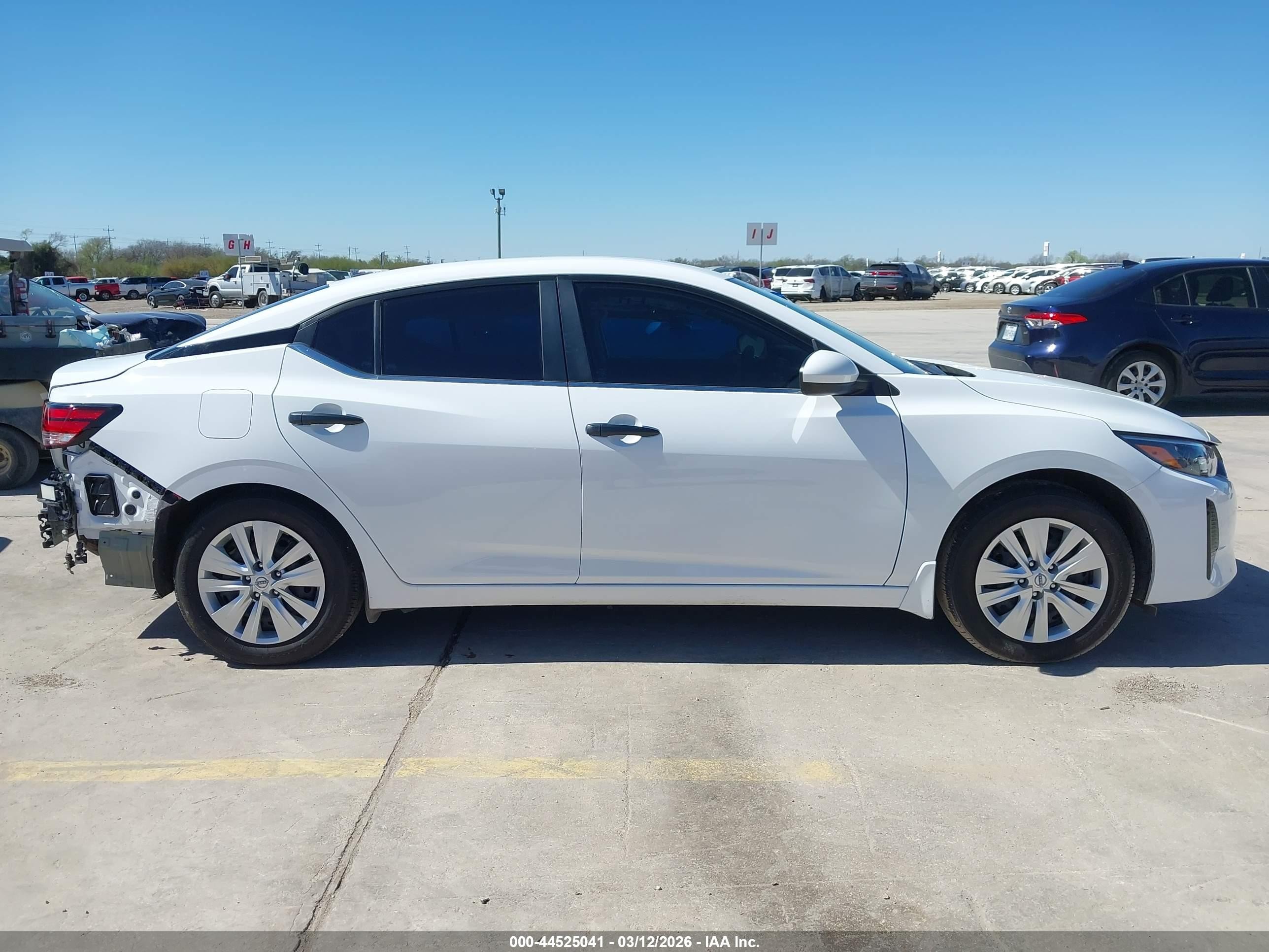 2025 Nissan Sentra S Белый vin: 3N1AB8BV8SY364359