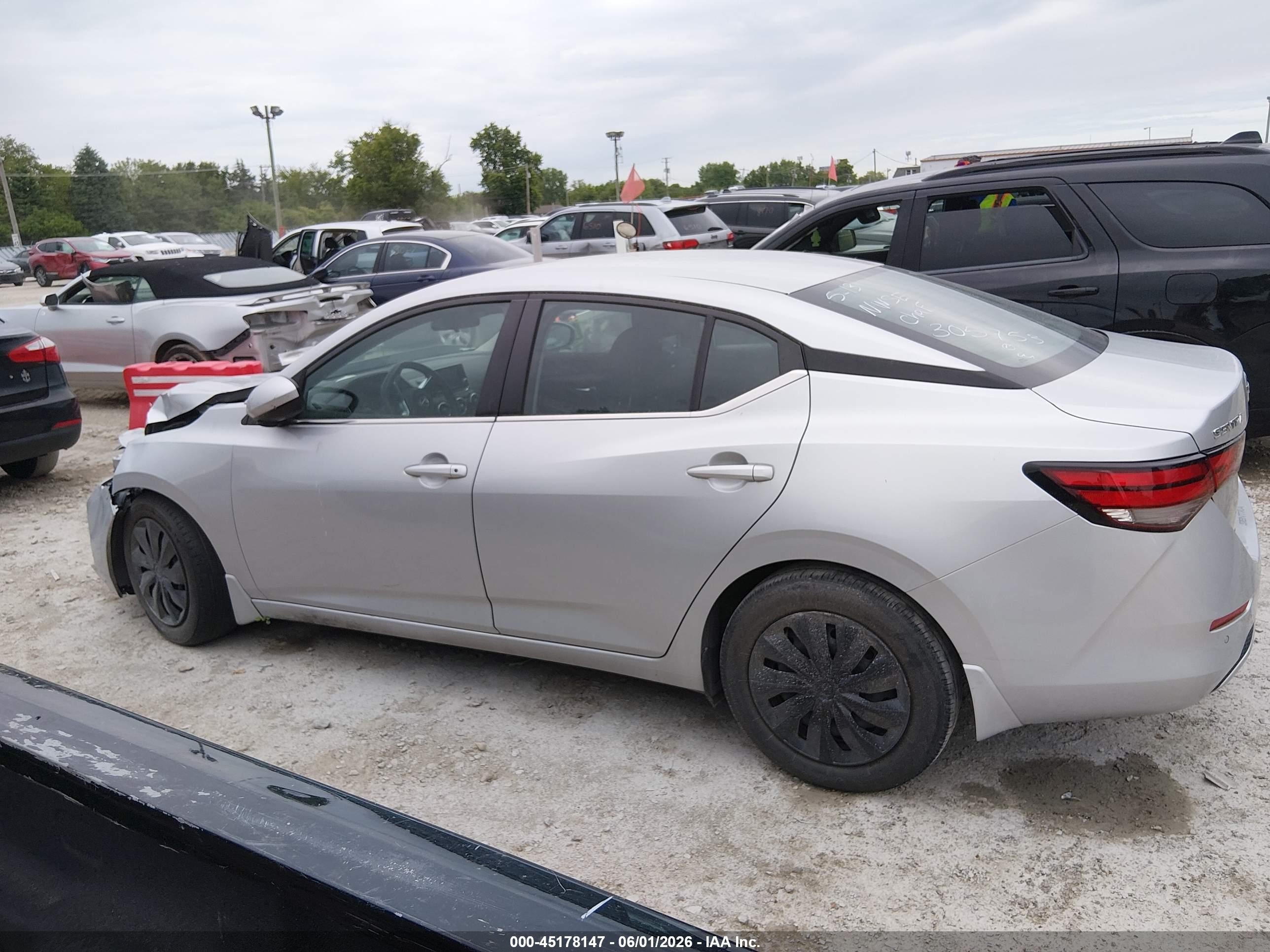 2021 Nissan Sentra S Xtronic Cvt Silver vin: 3N1AB8BVXMY305753