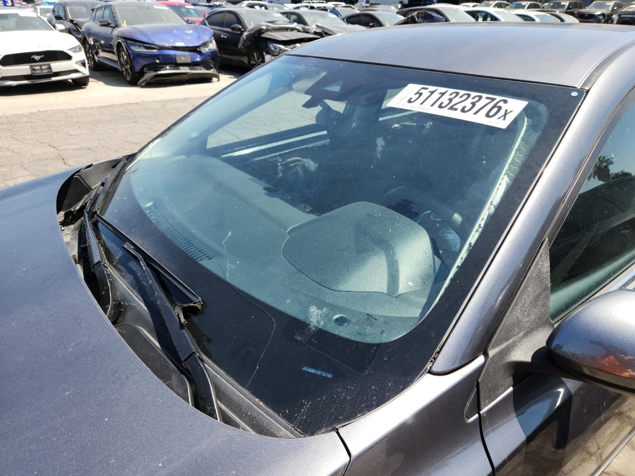 2025 Nissan Sentra S Серый vin: 3N1AB8BVXSY327488 Damage: Windshield, Broken, Replacement Required