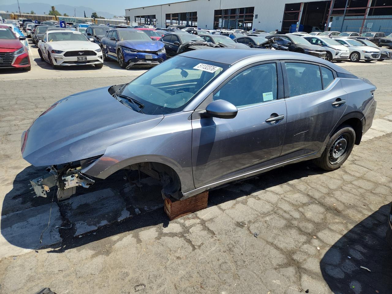 2025 Nissan Sentra S Серый vin: 3N1AB8BVXSY327488 Damage: Left Front Fender, Severe Damage, Replacement Required