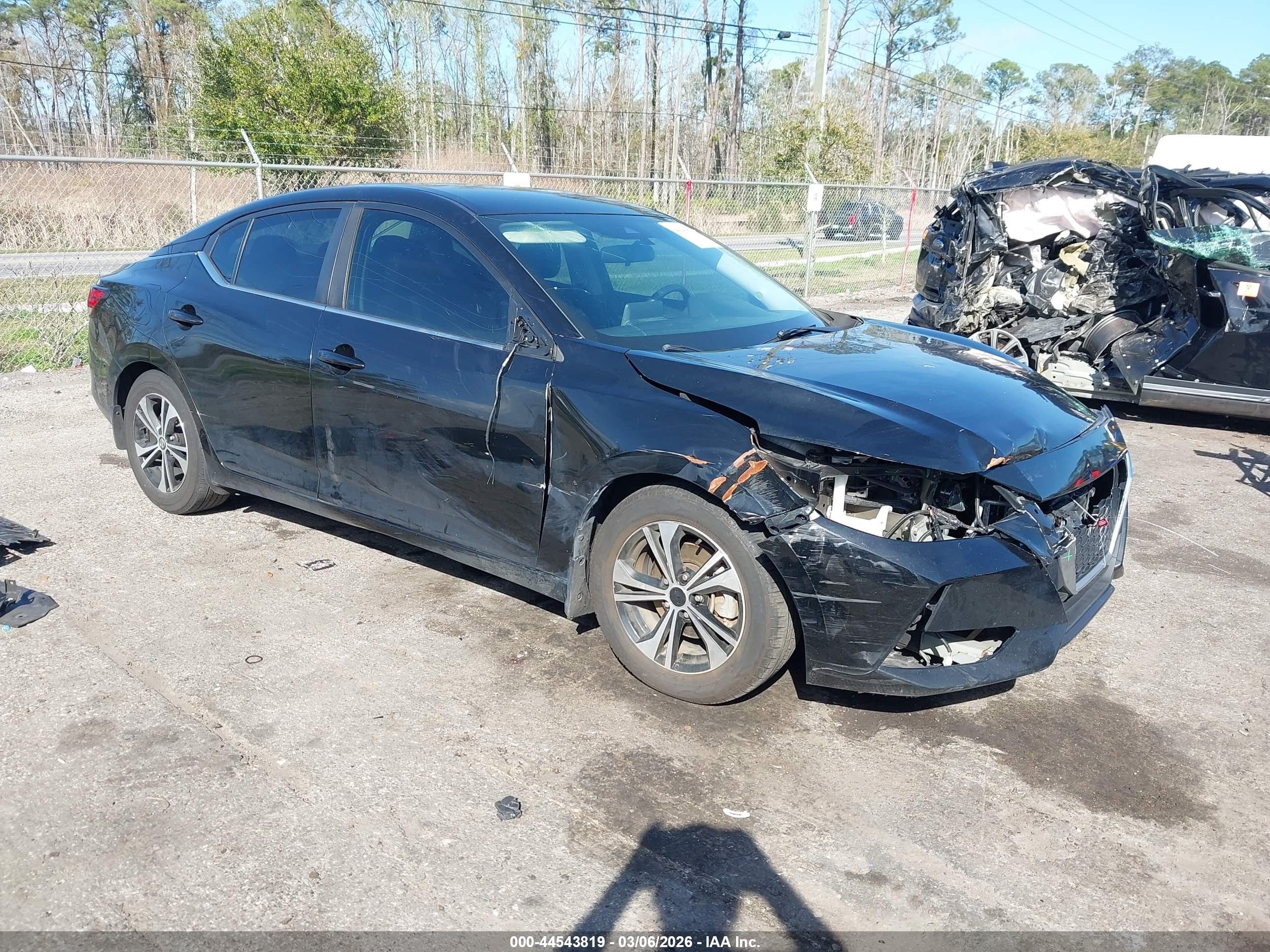 3N1AB8CV1MY214255