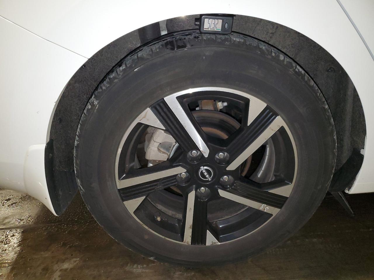 2024 Nissan Sentra Sv Белый vin: 3N1AB8CV1RY203361 Damage: Right Rear Wheel, Curb Rash, 1 To 2 Inches