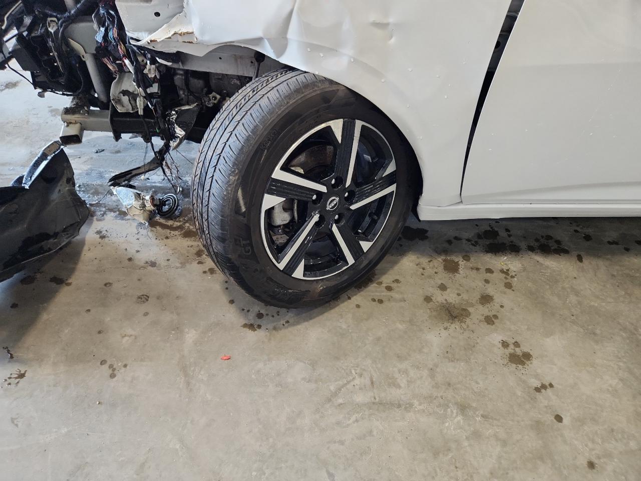 2024 Nissan Sentra Sv White vin: 3N1AB8CV1RY316341 Damage: Left Front Wheel, Curb Rash, 4 To 5 Inches