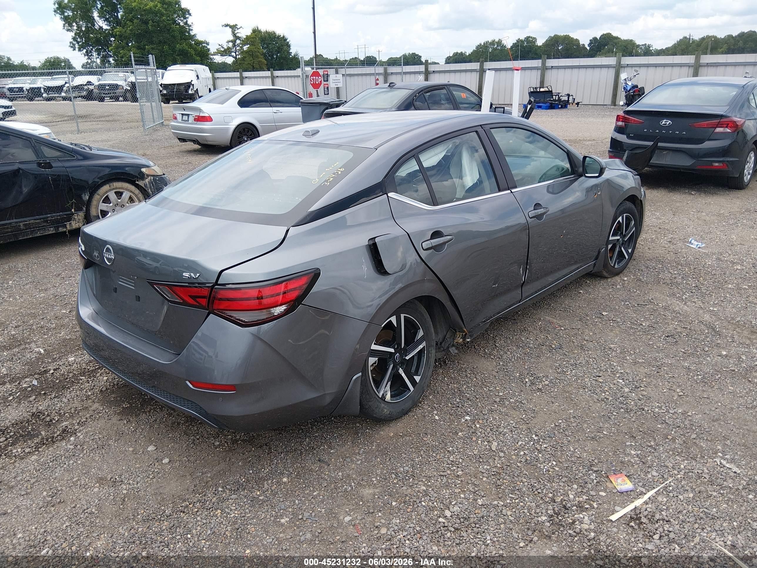 2024 Nissan Sentra Sv Xtronic Cvt Gray vin: 3N1AB8CV2RY374880